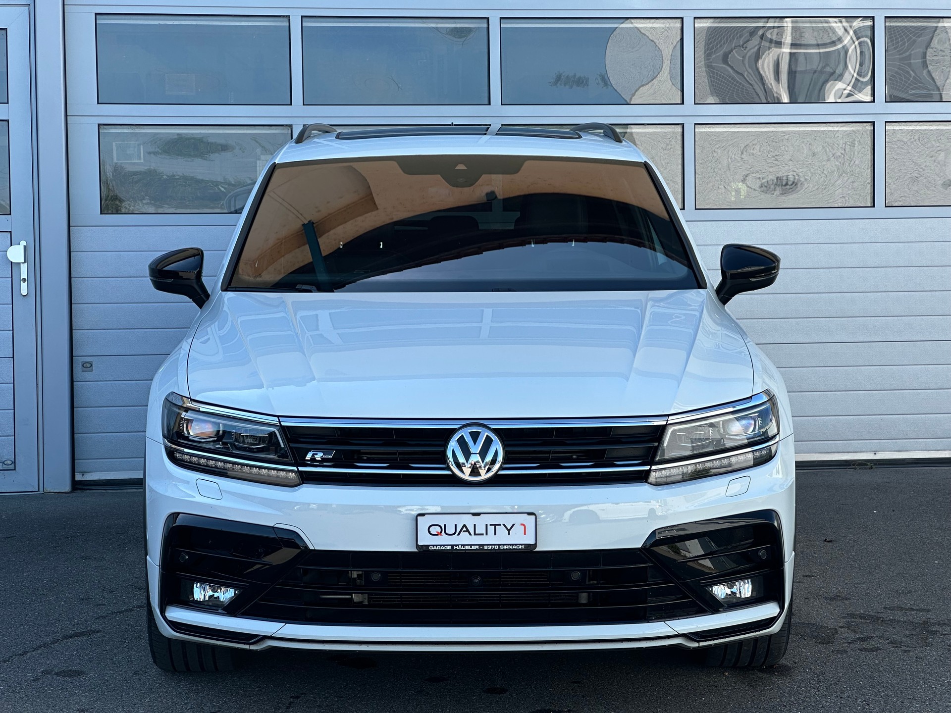 VW Tiguan 2.0TSI R-Line 4Motion DSG-image-3