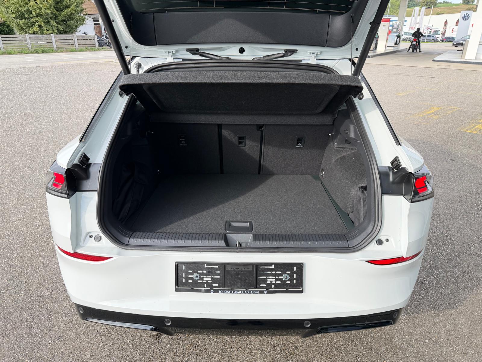VW T-Roc 1.5 eTSI mHEV R-Line DSG-image-25