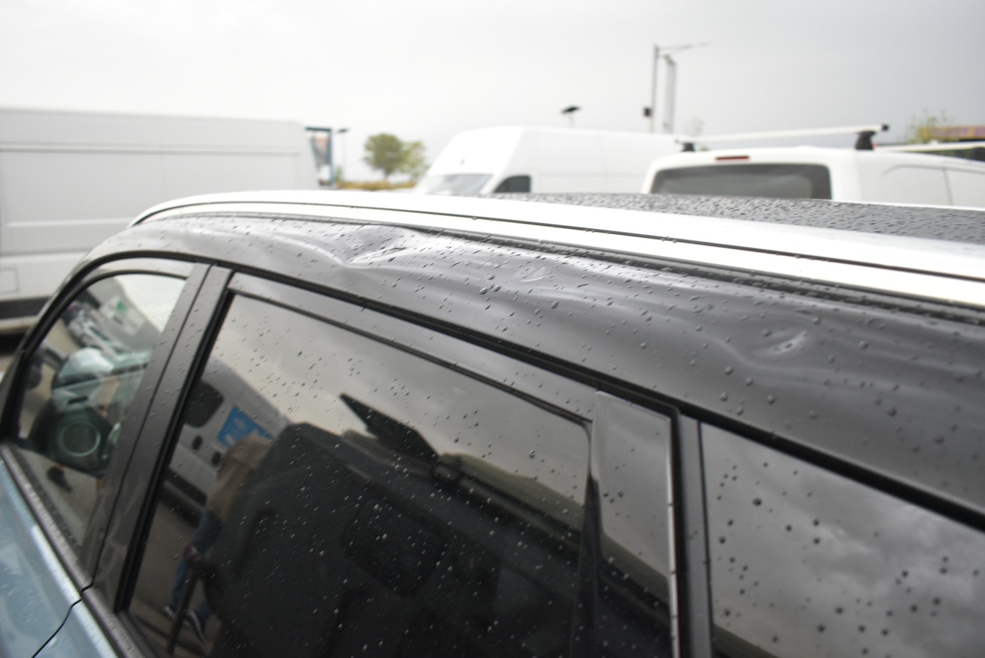 SUZUKI Vitara 1.4 Boosterjet Black Edition Top 4x4 Hybrid Automatic-image-8