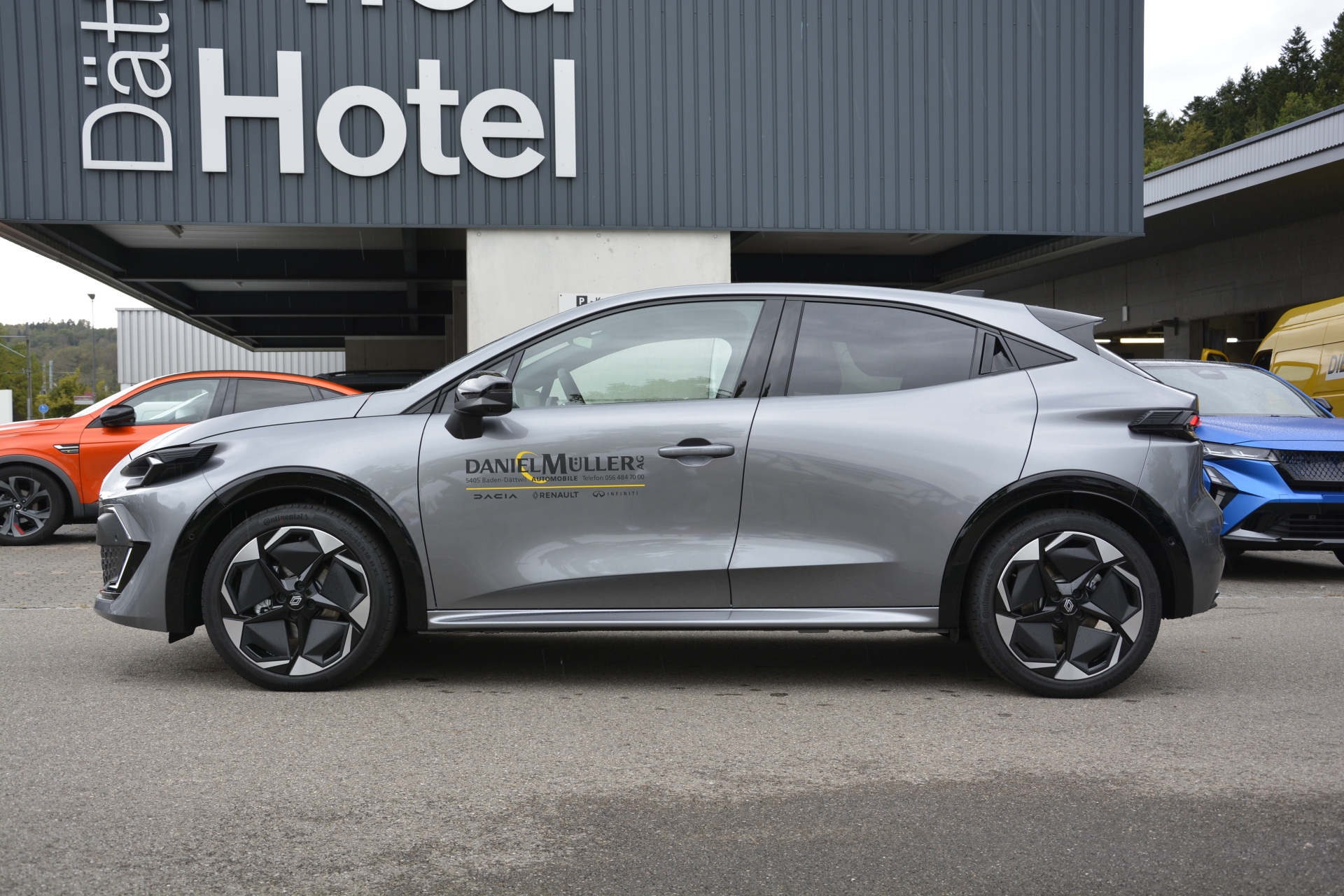 RENAULT CLIO techno full hybrid E-Tech 160-image-2