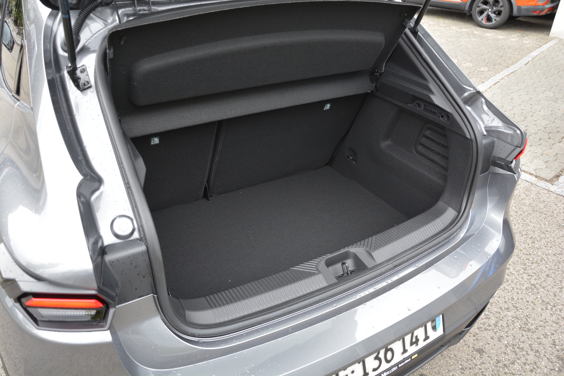 RENAULT CLIO techno full hybrid E-Tech 160-image-5