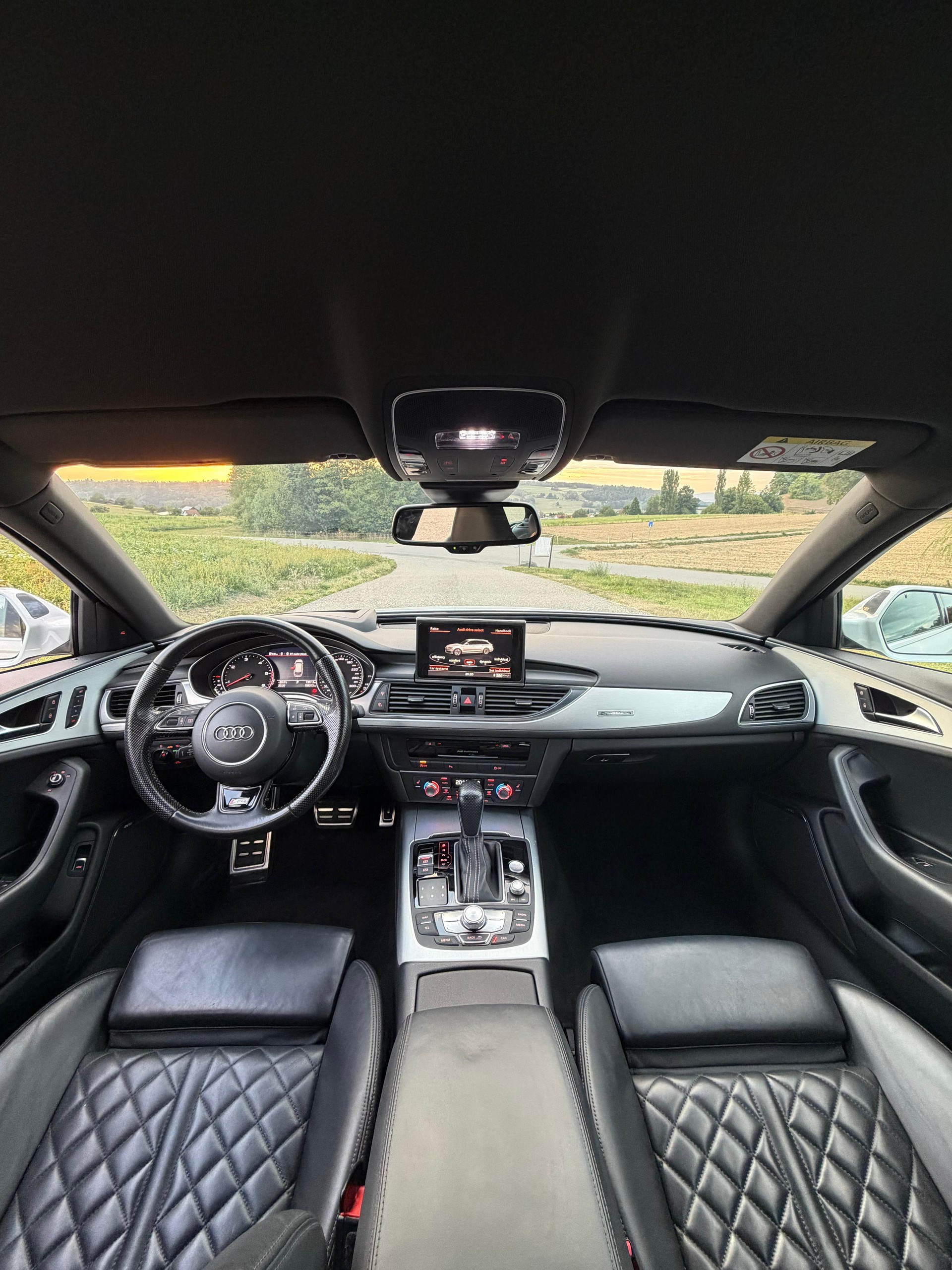 AUDI A6 Avant 3.0 TDI V6 quattro S-tronic-image-12