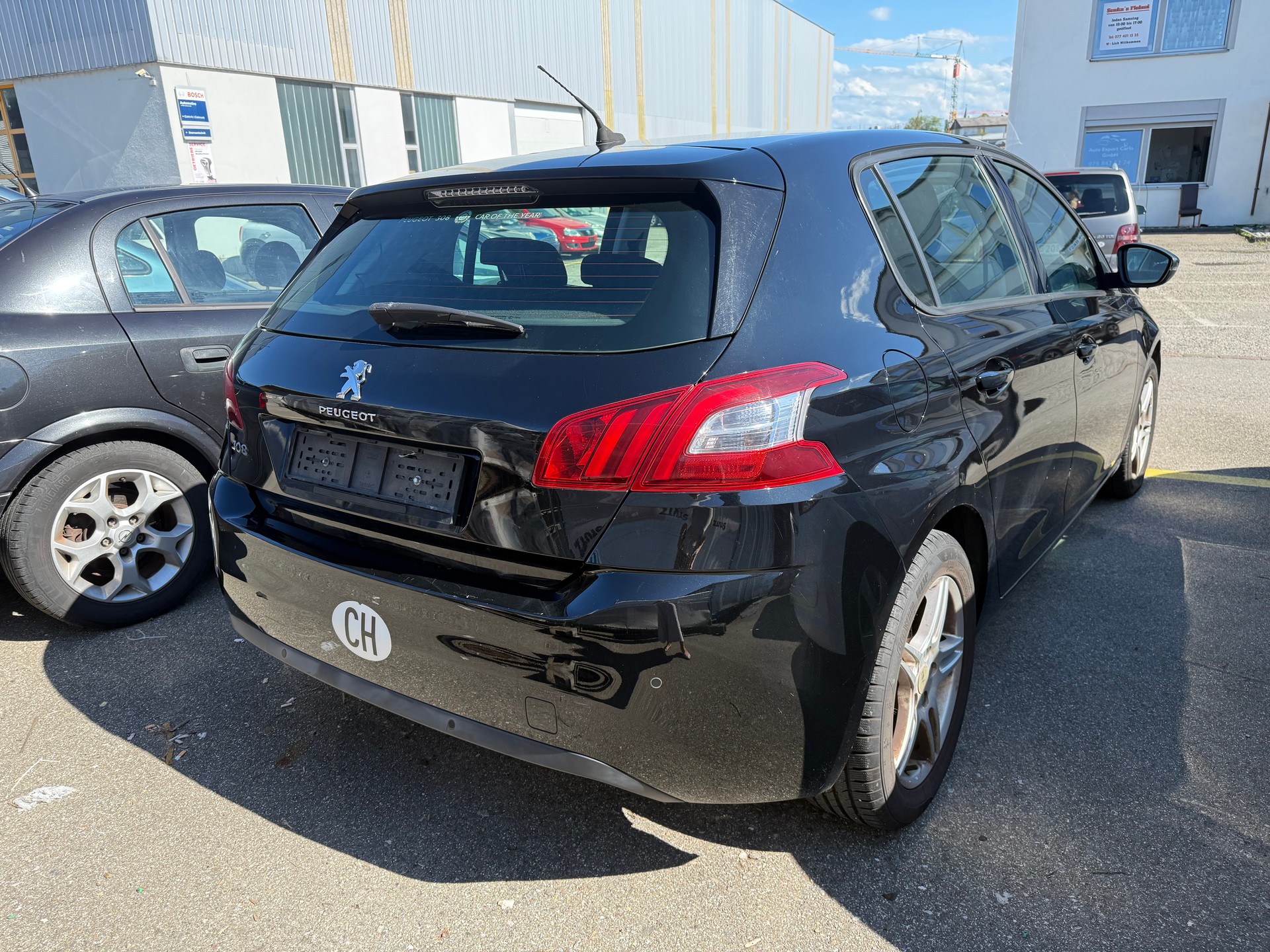 PEUGEOT 308 1.2 THP Allure-image-12