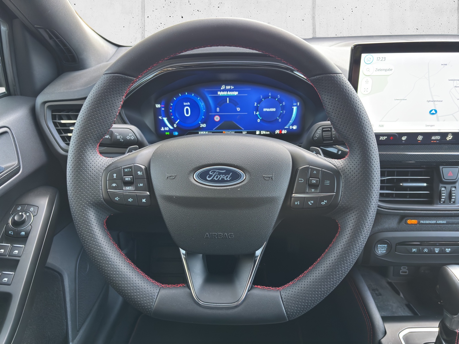 FORD Focus 1.0 MHEV ST-Line X Automat mit Rückfahrkamera, Head-Up Display & Side-Assist-image-11