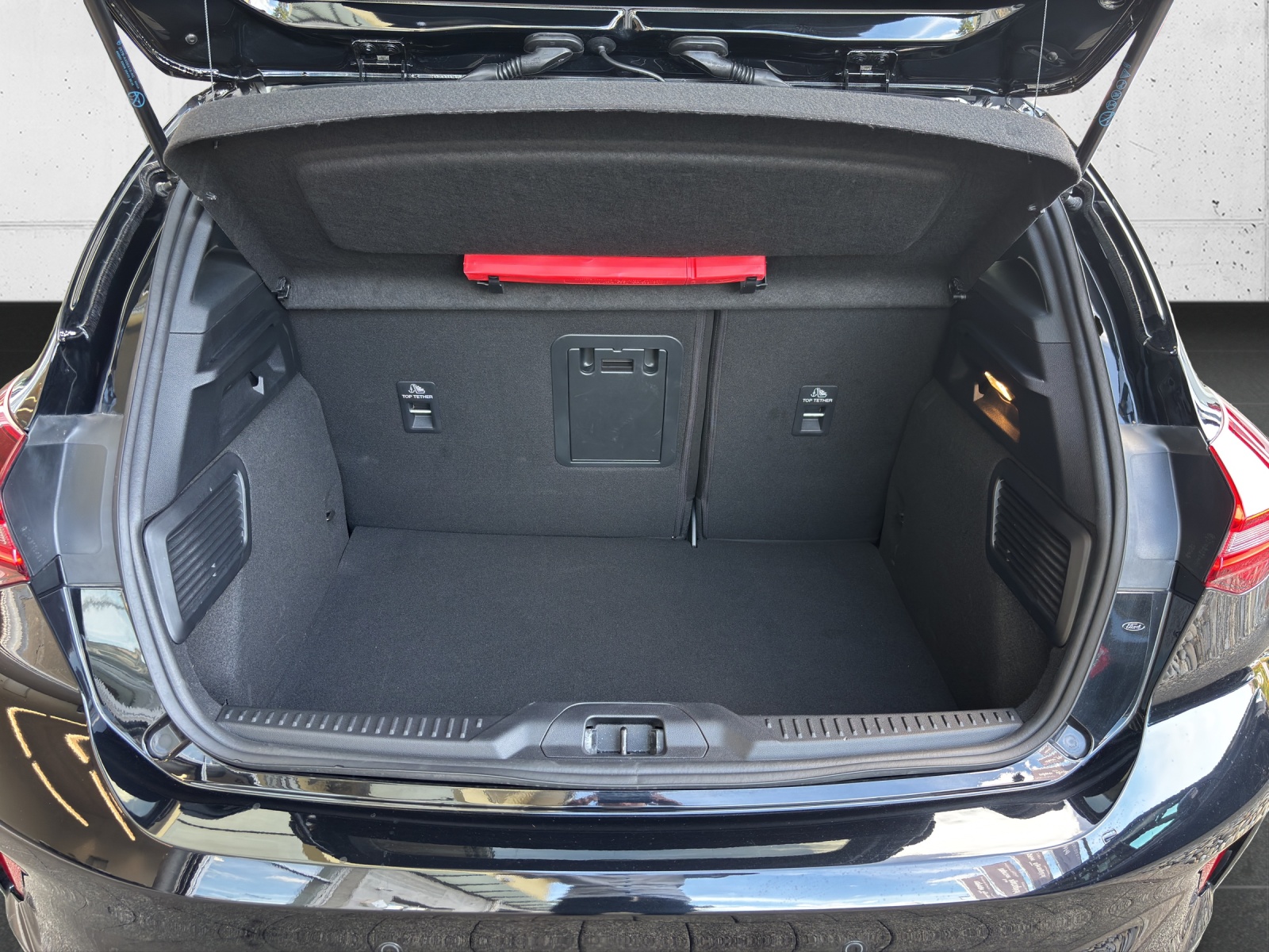 FORD Focus 1.0 MHEV ST-Line X Automat mit Rückfahrkamera, Head-Up Display & Side-Assist-image-8