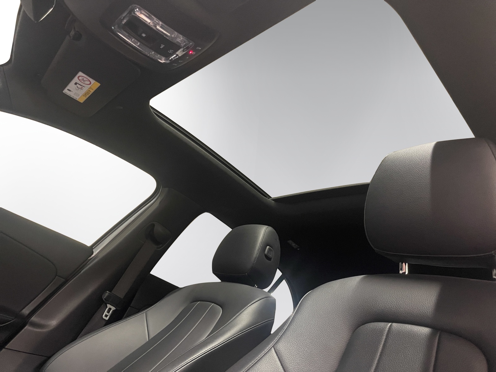MERCEDES-BENZ A 180 Night Star 7G-DCT-image-9