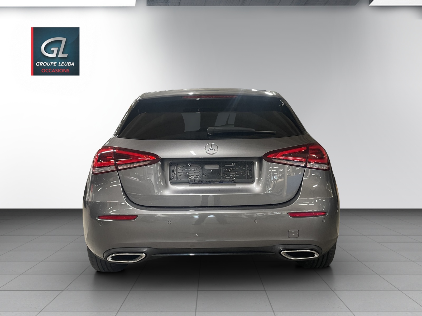 MERCEDES-BENZ A 180 Night Star 7G-DCT-image-4