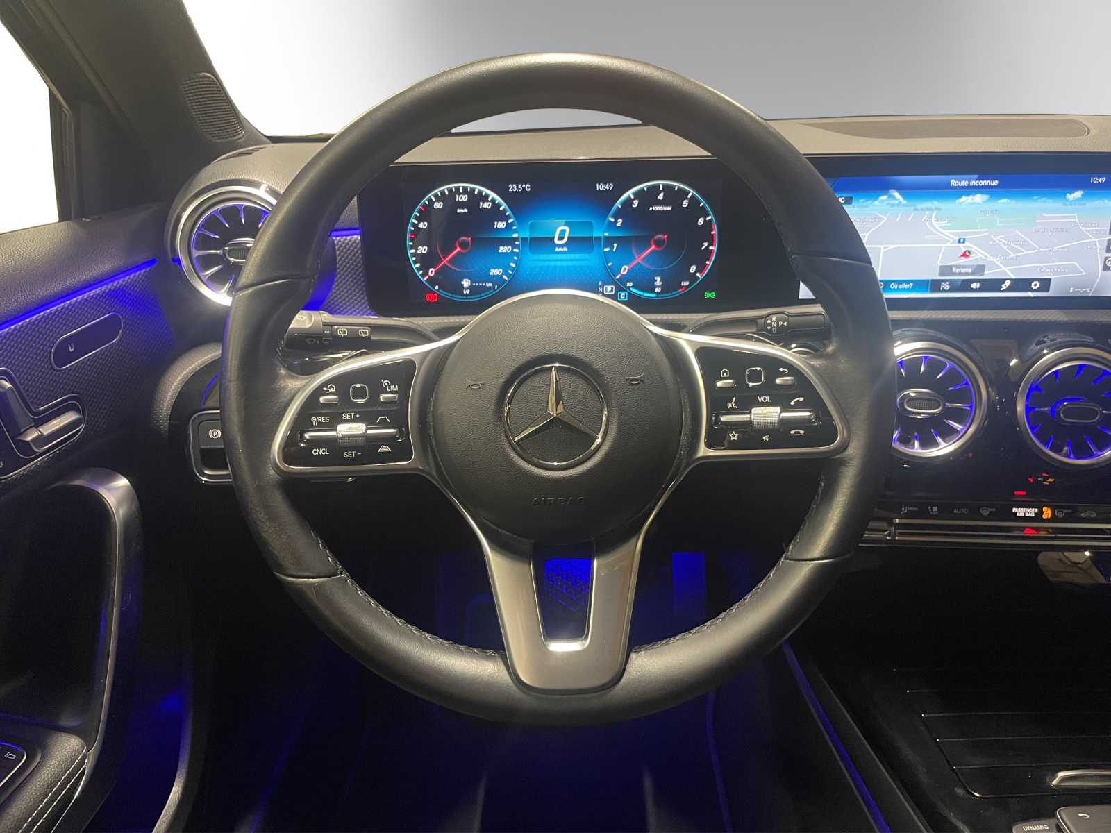 MERCEDES-BENZ A 180 Night Star 7G-DCT-image-13