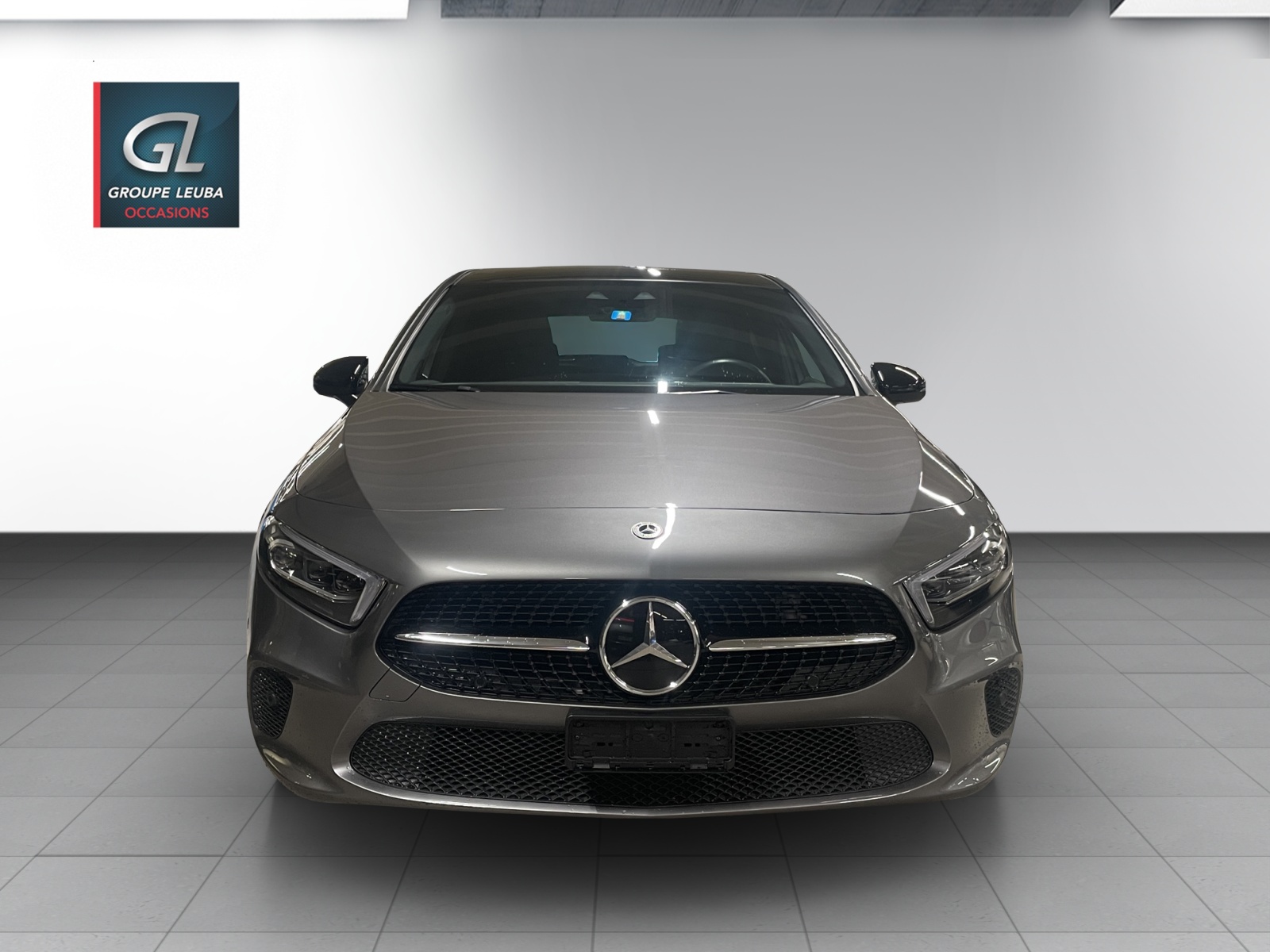 MERCEDES-BENZ A 180 Night Star 7G-DCT-image-1
