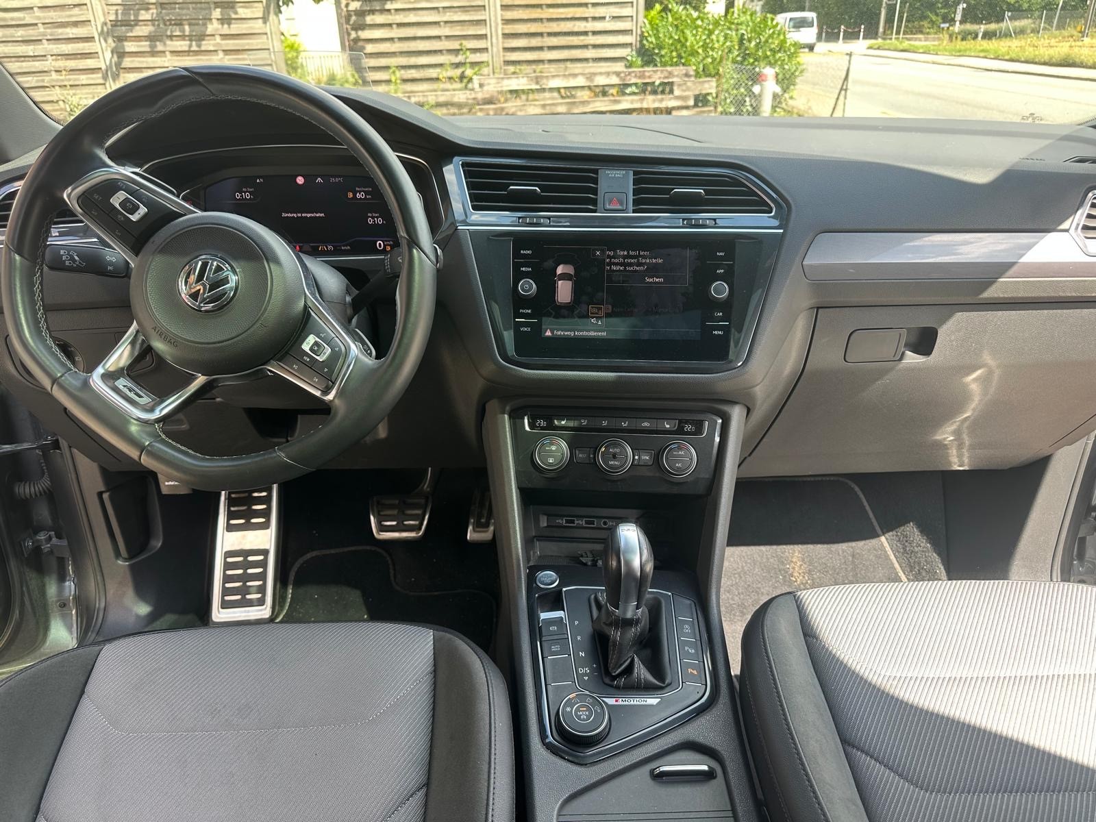 VW Tiguan Allspace 2.0TSI Highline 4Motion DSG-image-8