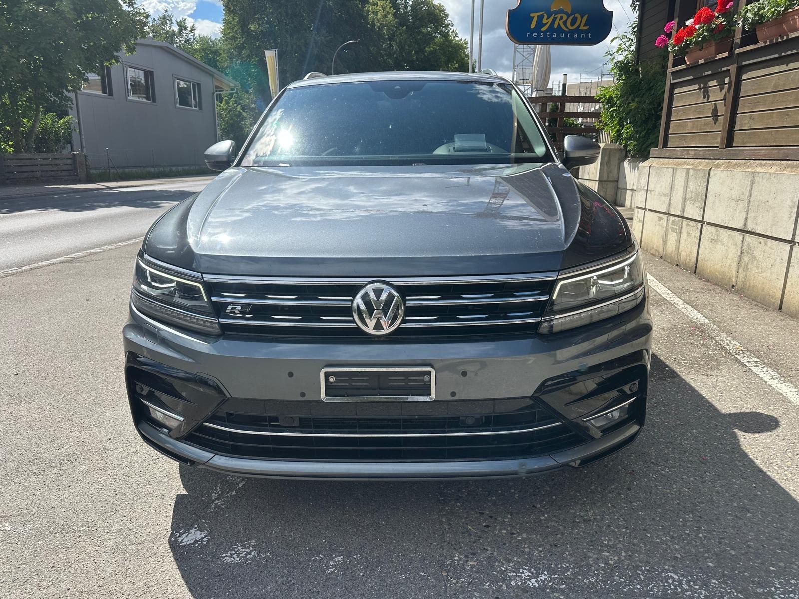 VW Tiguan Allspace 2.0TSI Highline 4Motion DSG-image-4