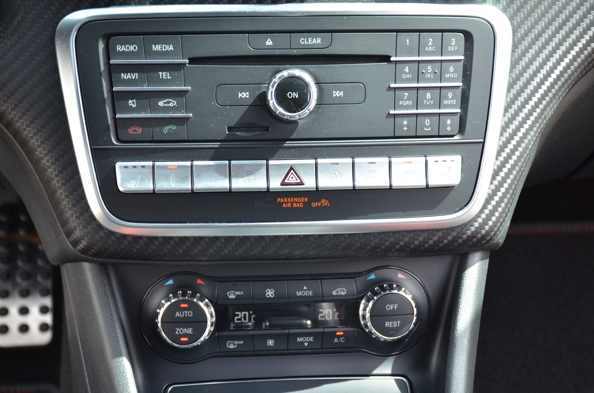 MERCEDES-BENZ A 45 AMG 4Matic Speedshift 7G-DCT-image-28