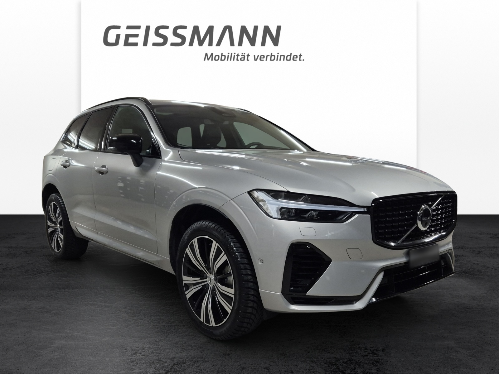 VOLVO XC60 2.0 T6 TE Ultra Dark eAWD-image-1