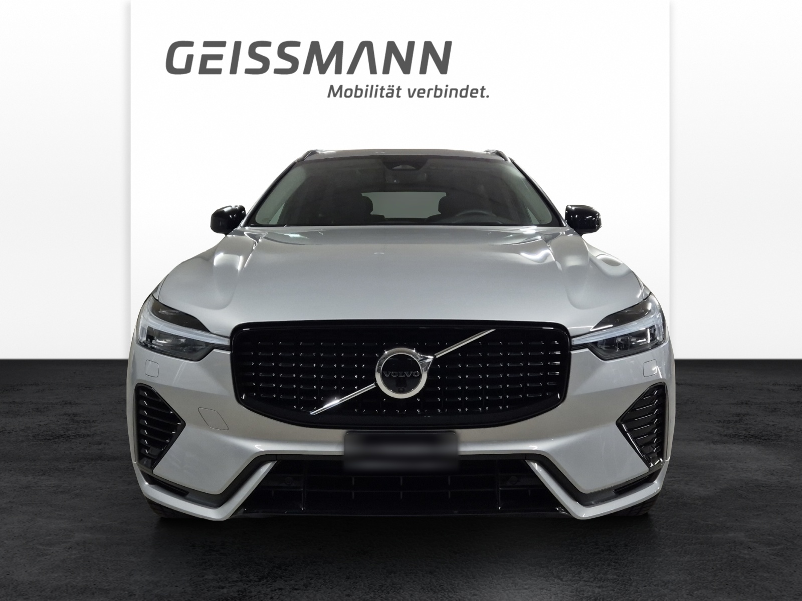 VOLVO XC60 2.0 T6 TE Ultra Dark eAWD-image-4