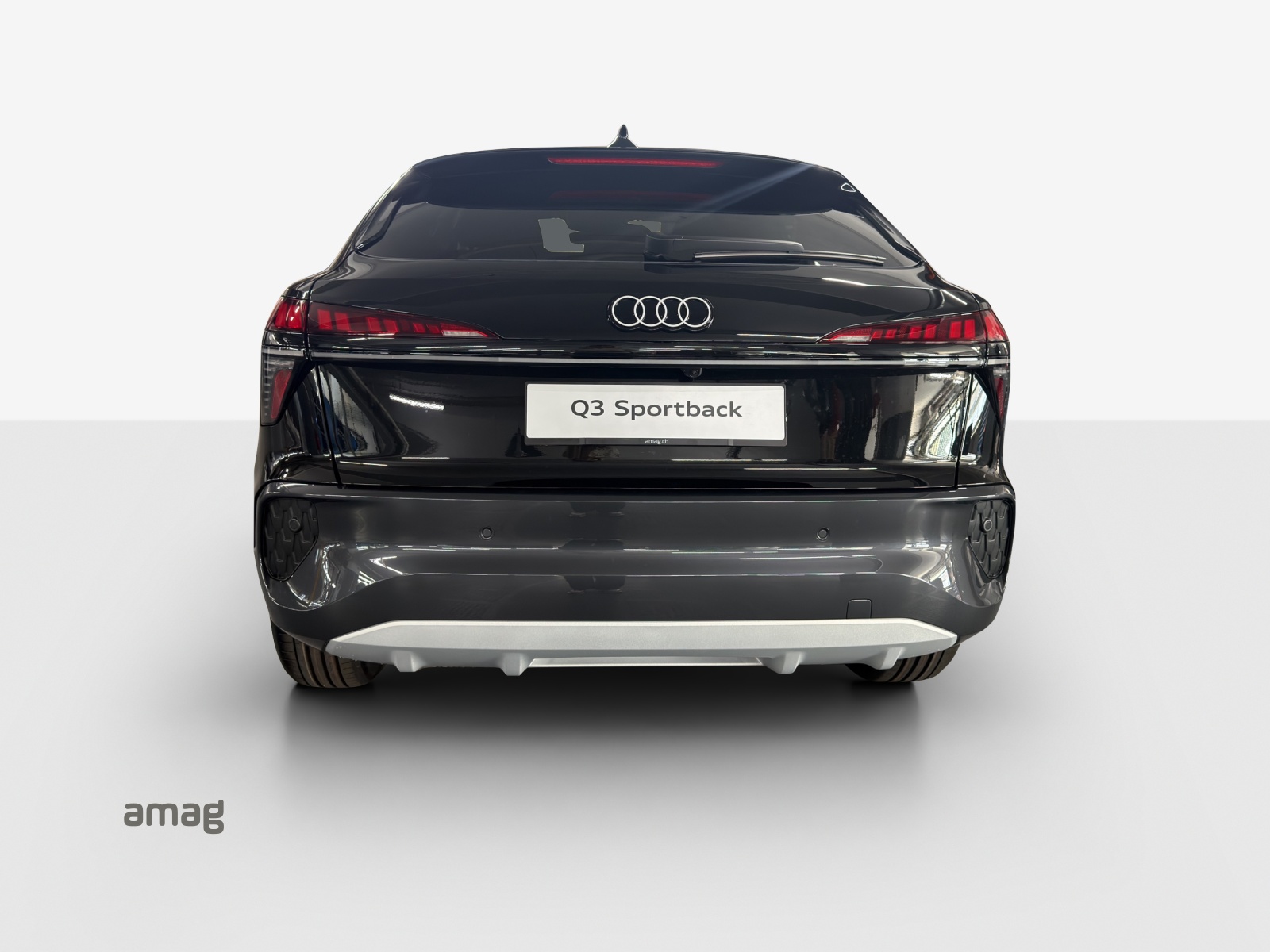 AUDI Q3 Sportback 110 kW TFSI S tronic-showroom-element-3