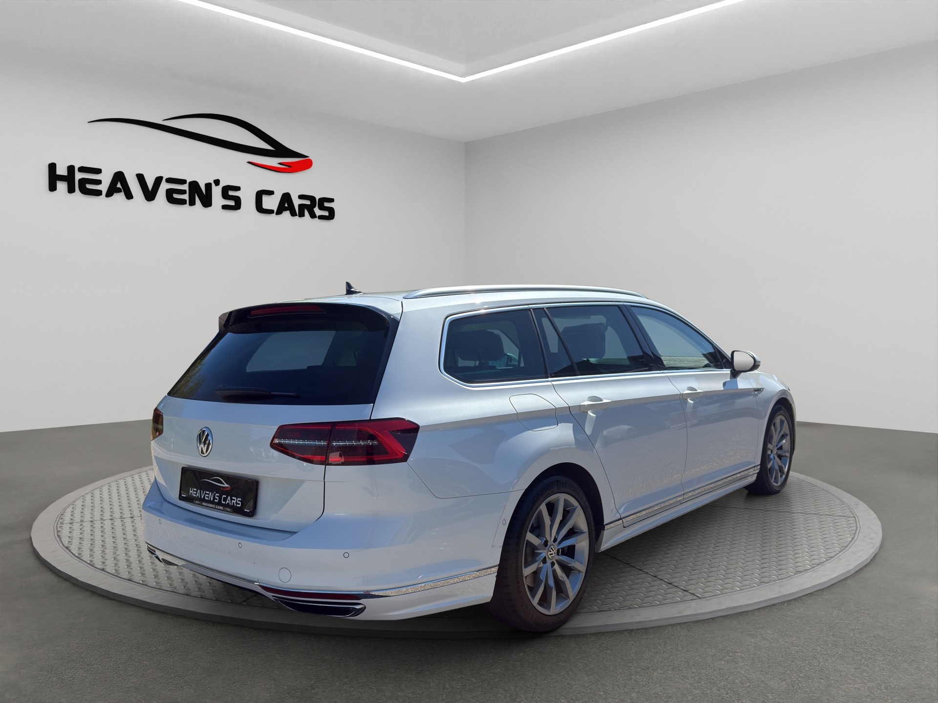 VW Passat Variant 2.0 TSI BMT Highline 4Motion DSG-image-6