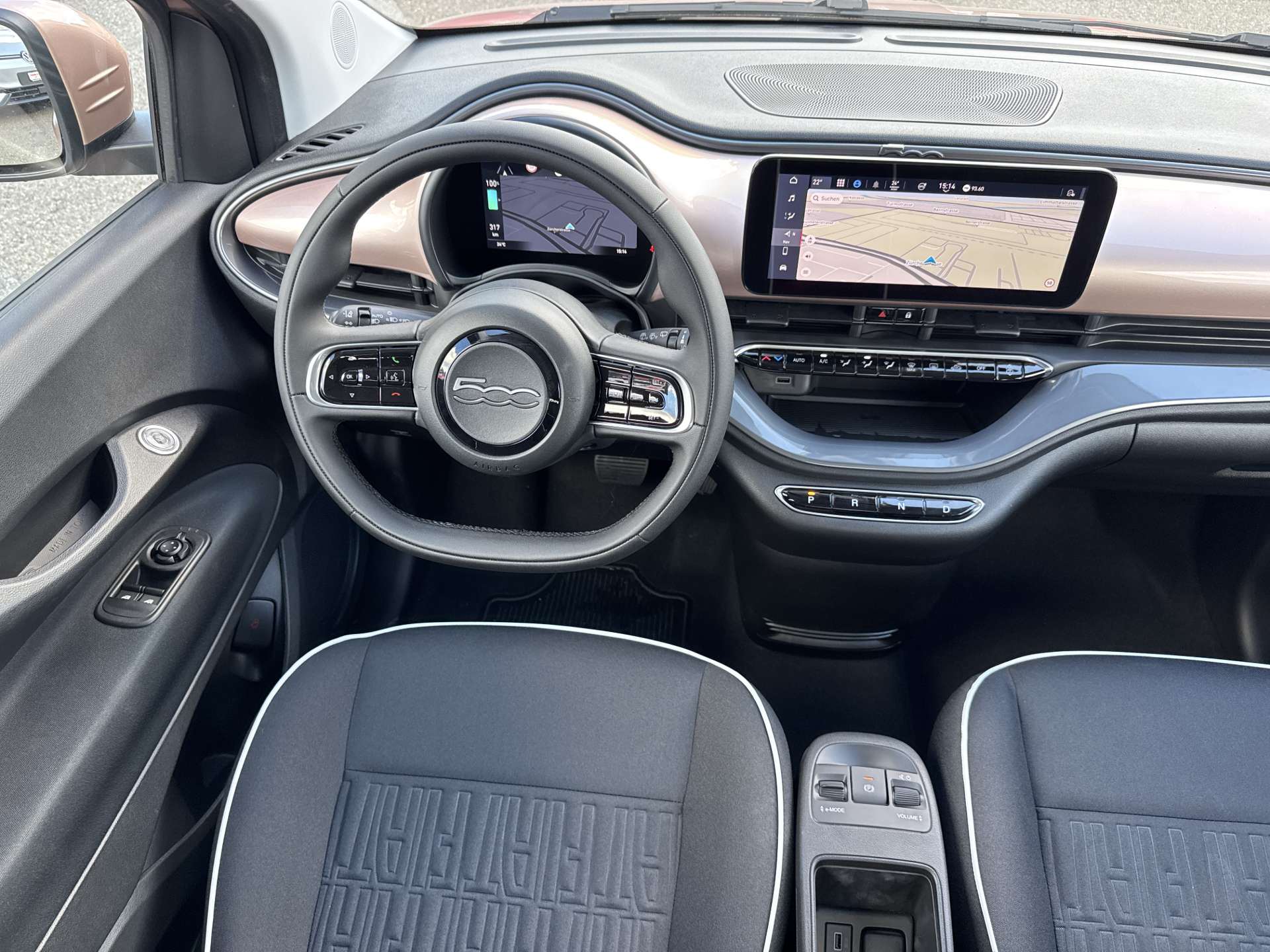 FIAT 500 electric 42kWh Automat-image-4
