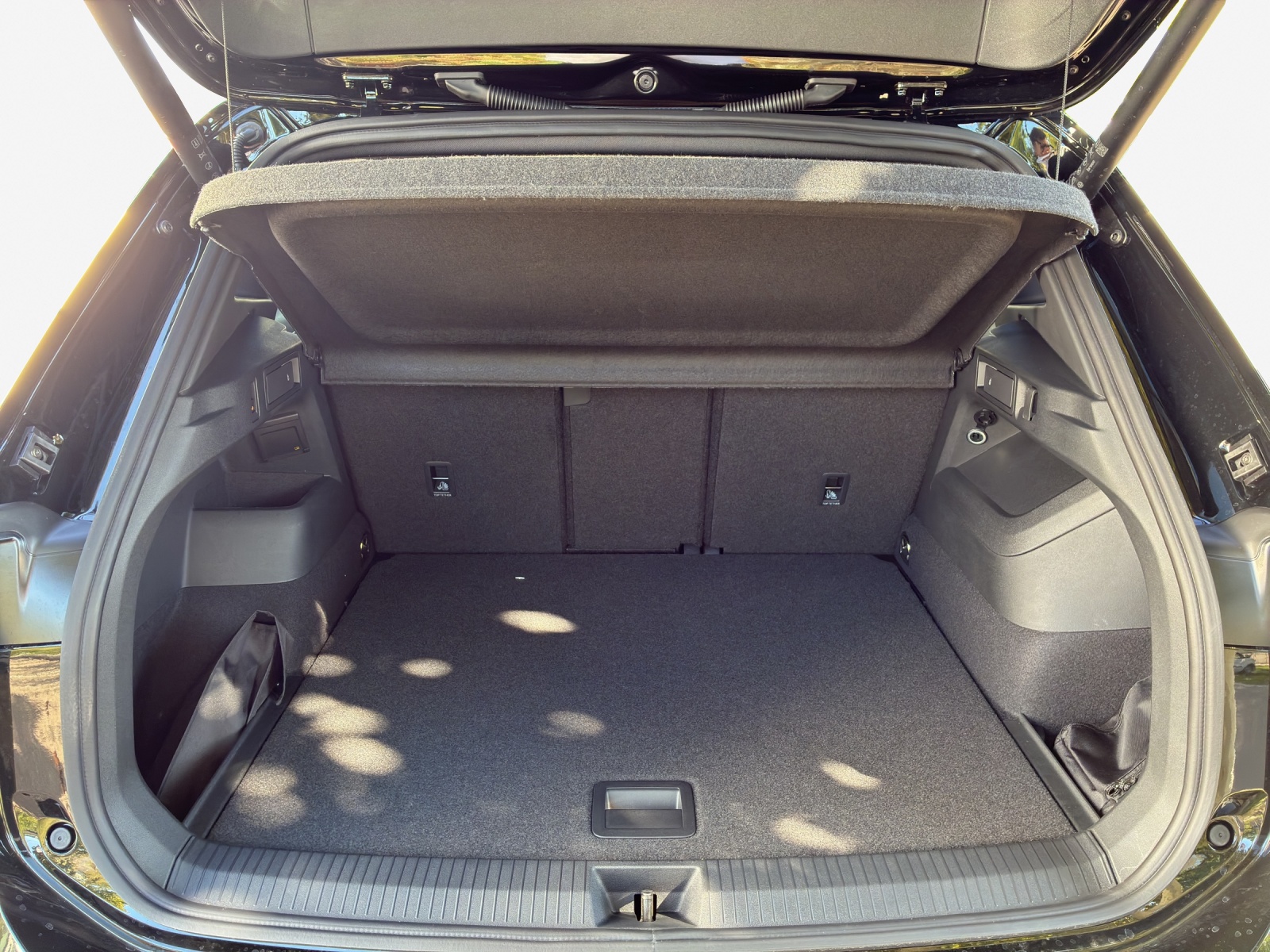 VW Tiguan 2.0 TSI DSG R-Line 4Motion-image-12