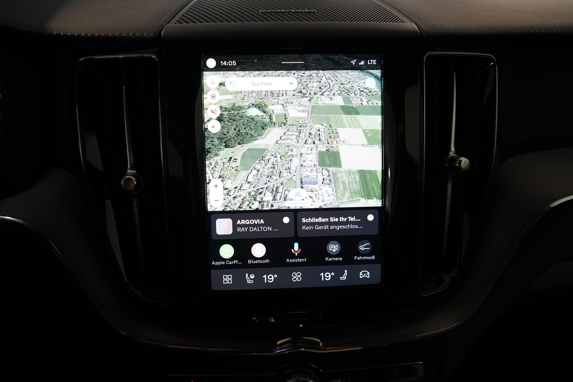 VOLVO XC60 2.0 B5 MH Ultra Black Edition AWD-image-10
