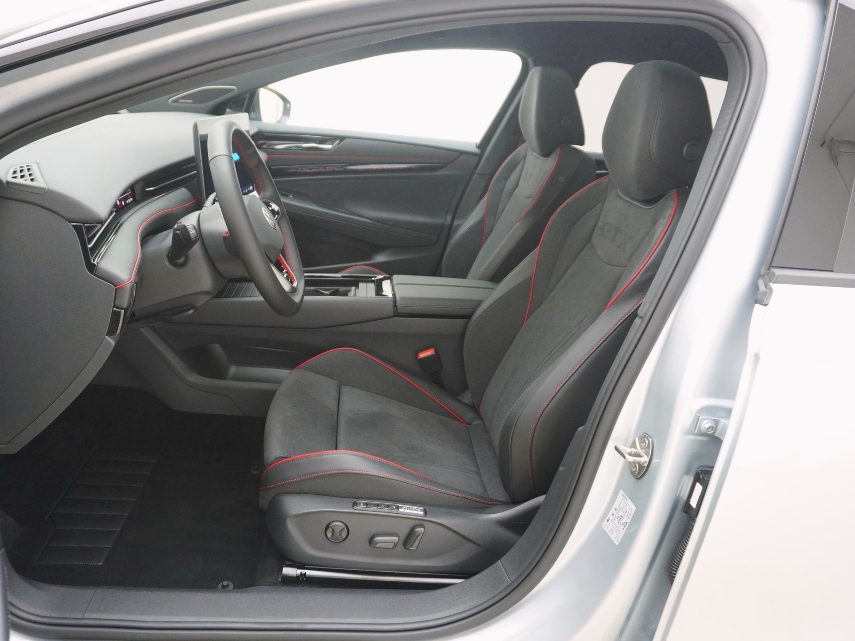 VW ID.7 Tourer 86 kWh GTX 4MOTION-image-7