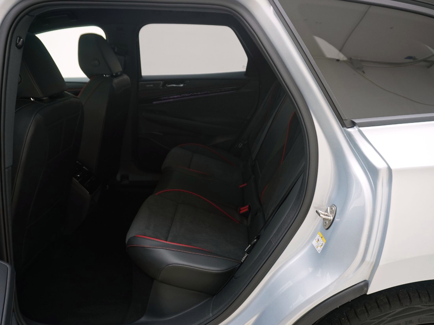 VW ID.7 Tourer 86 kWh GTX 4MOTION-image-9