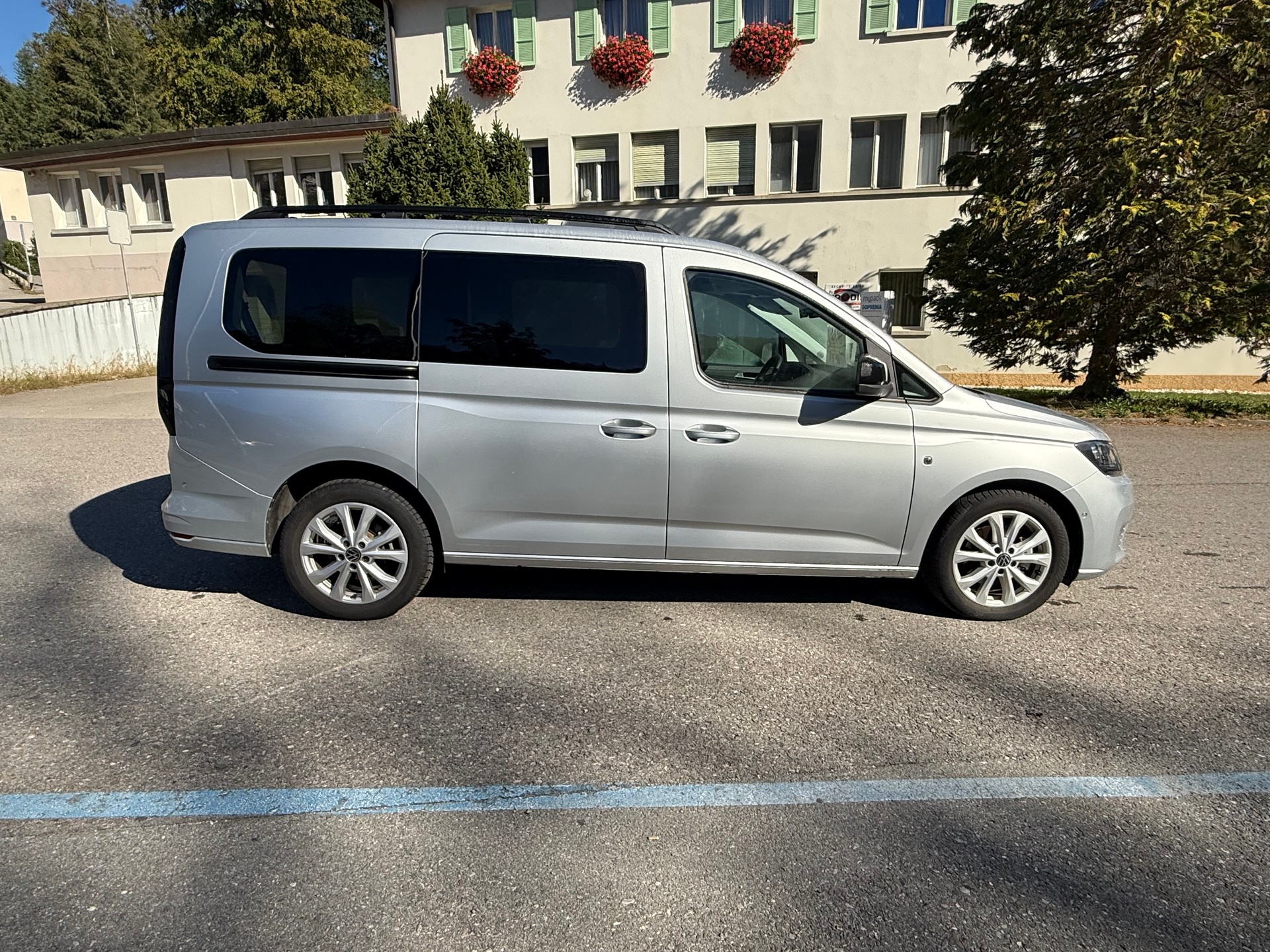 VW VW CADDY-image-6