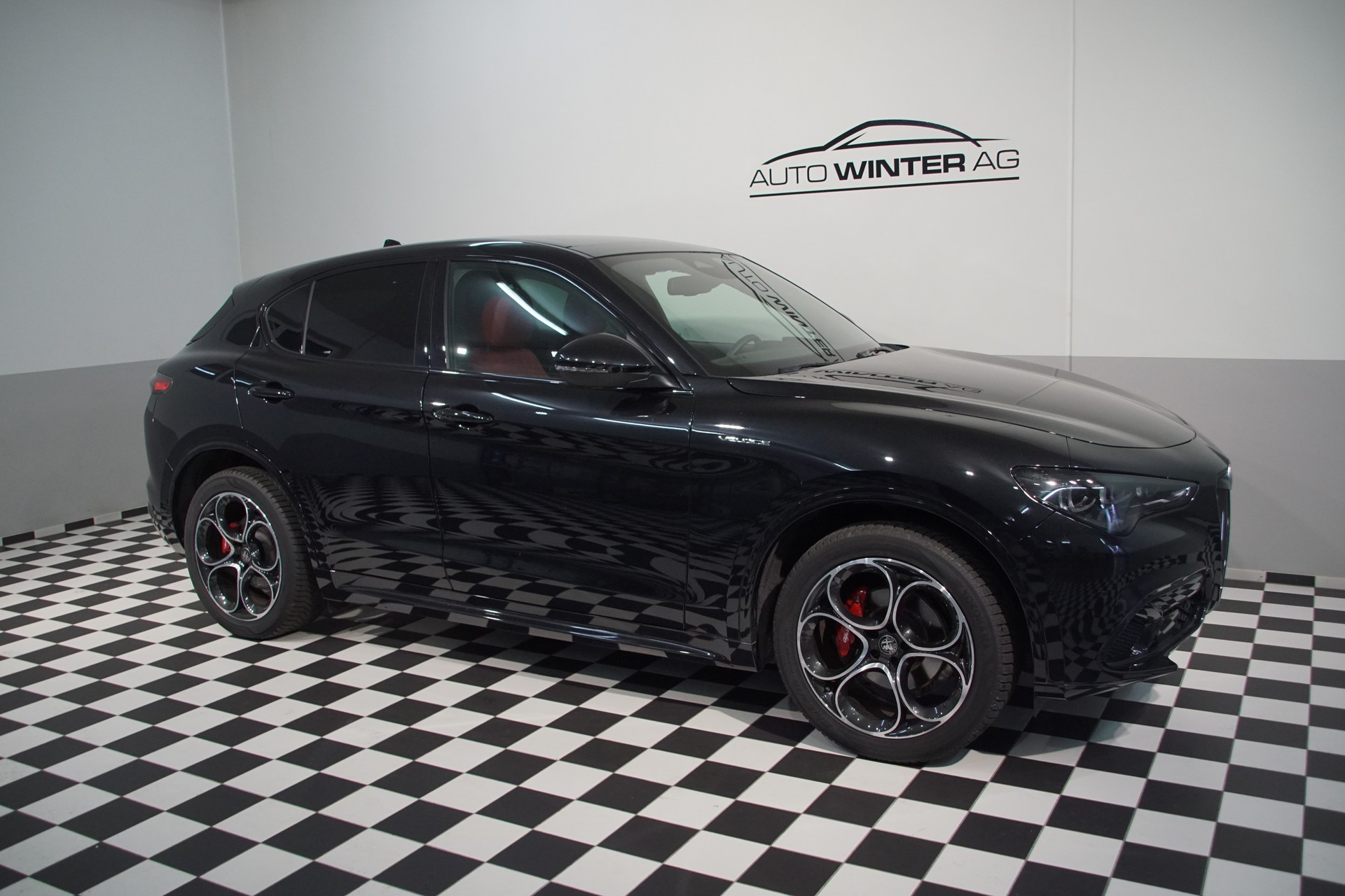 ALFA ROMEO Stelvio 2.0 Veloce Q4 AT8 +SKY swiss-image-2