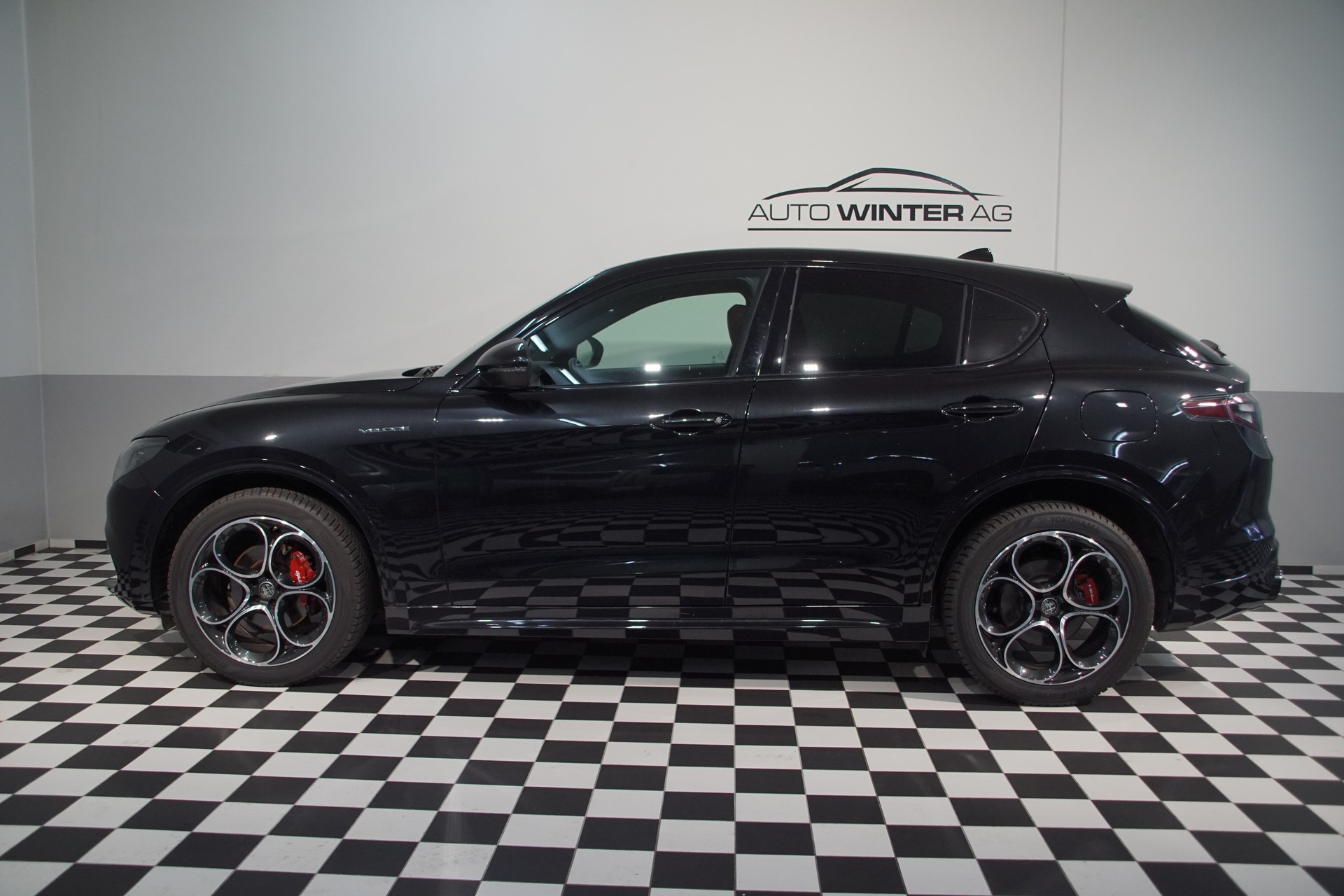 ALFA ROMEO Stelvio 2.0 Veloce Q4 AT8 +SKY swiss-image-10