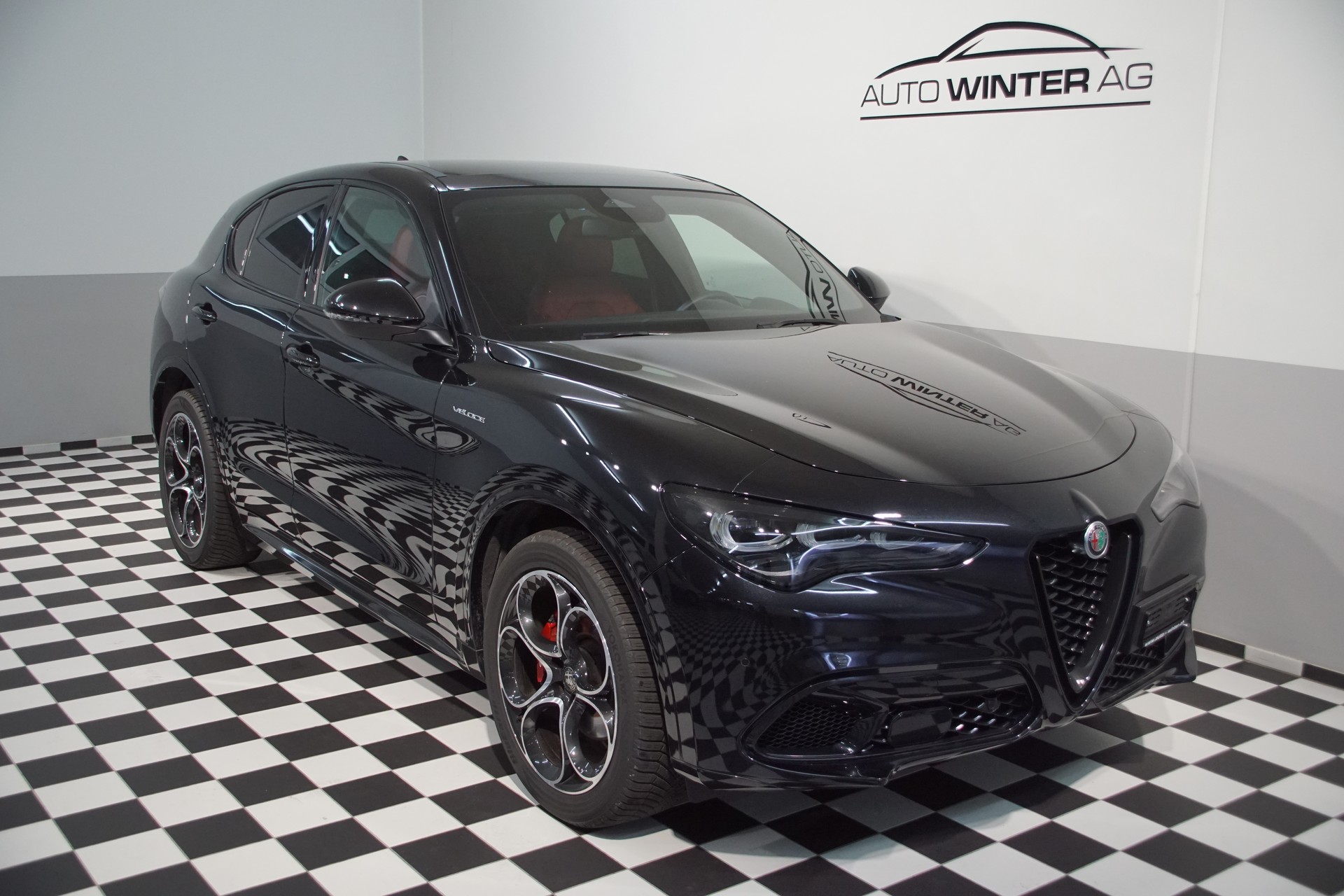 ALFA ROMEO Stelvio 2.0 Veloce Q4 AT8 +SKY swiss-image-0