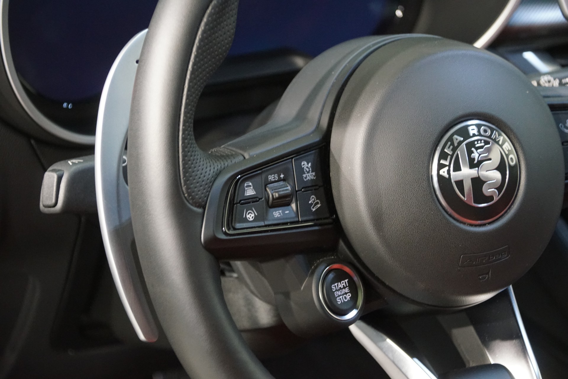 ALFA ROMEO Stelvio 2.0 Veloce Q4 AT8 +SKY swiss-image-15