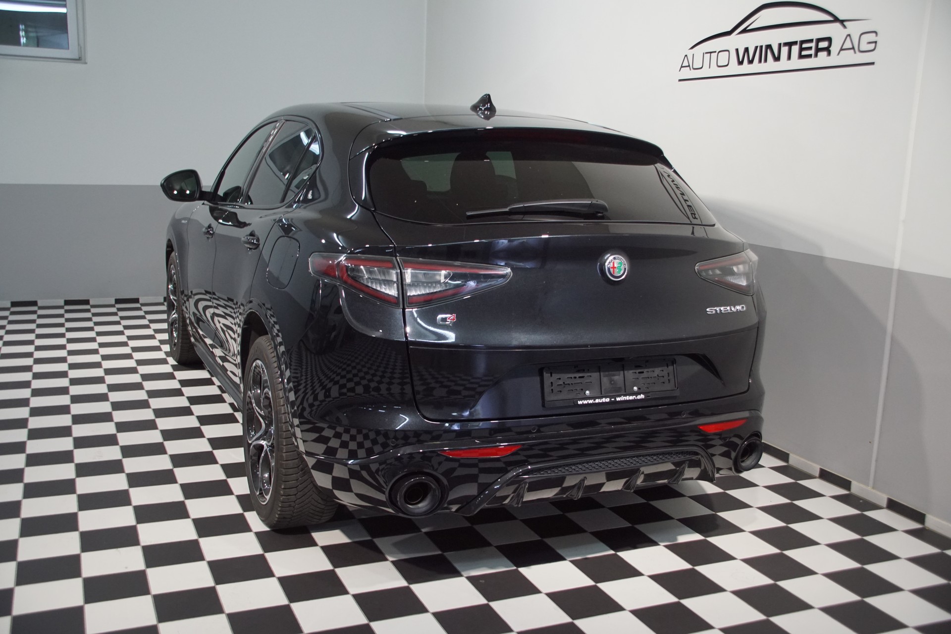 ALFA ROMEO Stelvio 2.0 Veloce Q4 AT8 +SKY swiss-image-9