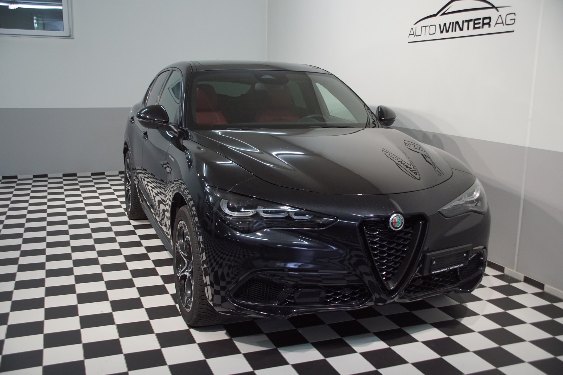 ALFA ROMEO Stelvio 2.0 Veloce Q4 AT8 +SKY swiss-image-4