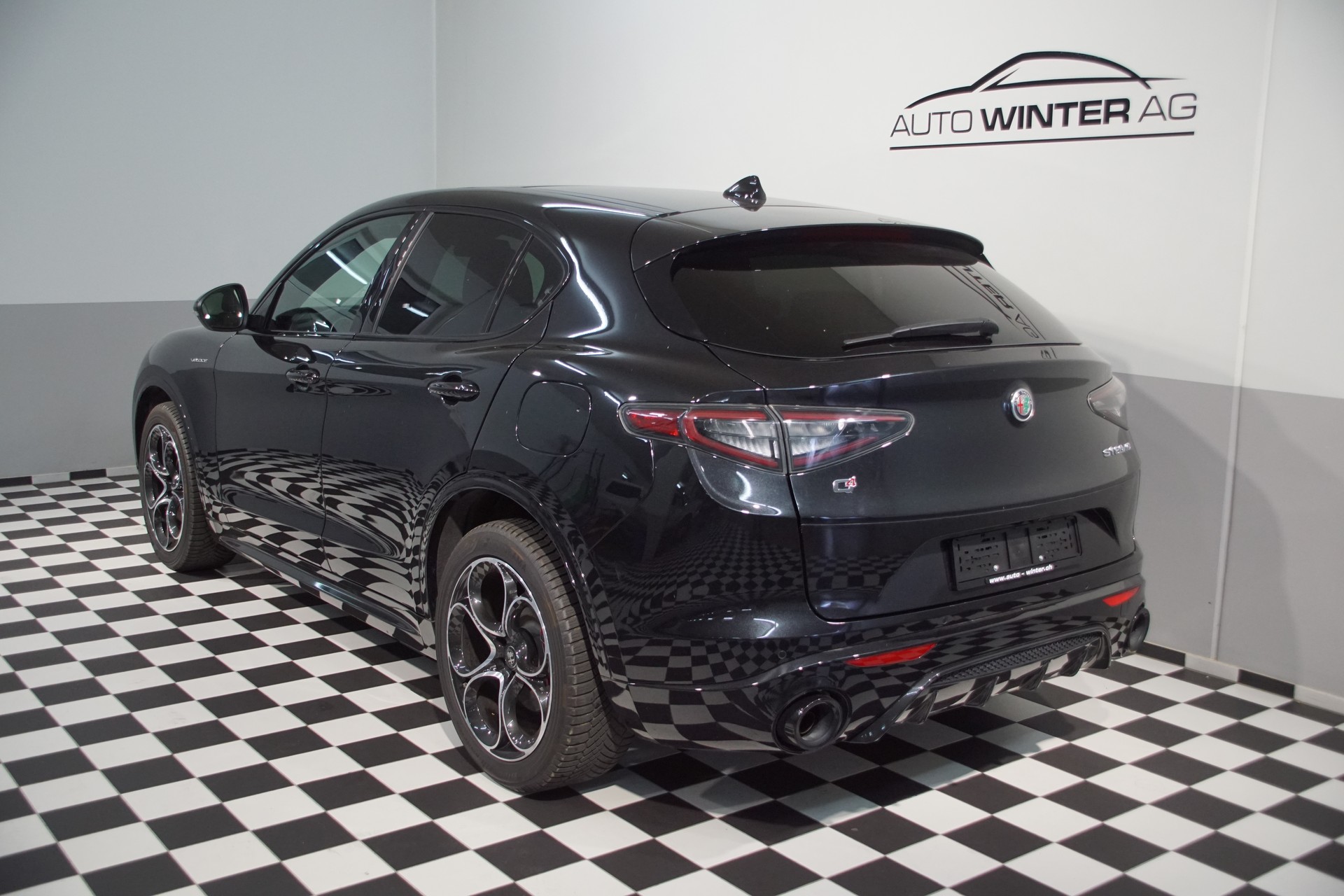 ALFA ROMEO Stelvio 2.0 Veloce Q4 AT8 +SKY swiss-image-6