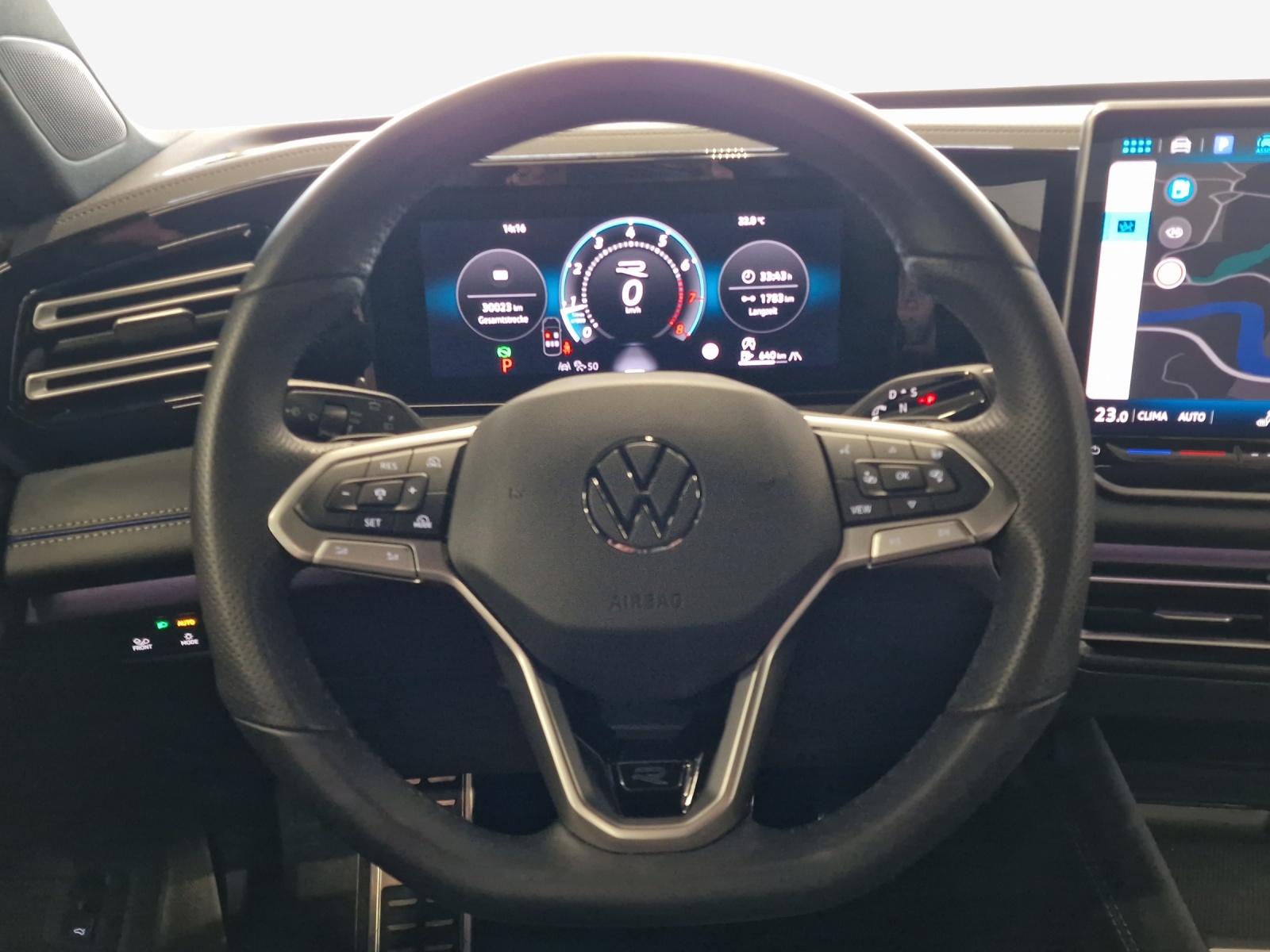 VW Tiguan 2.0 TSI DSG R-Line 4Motion-image-22