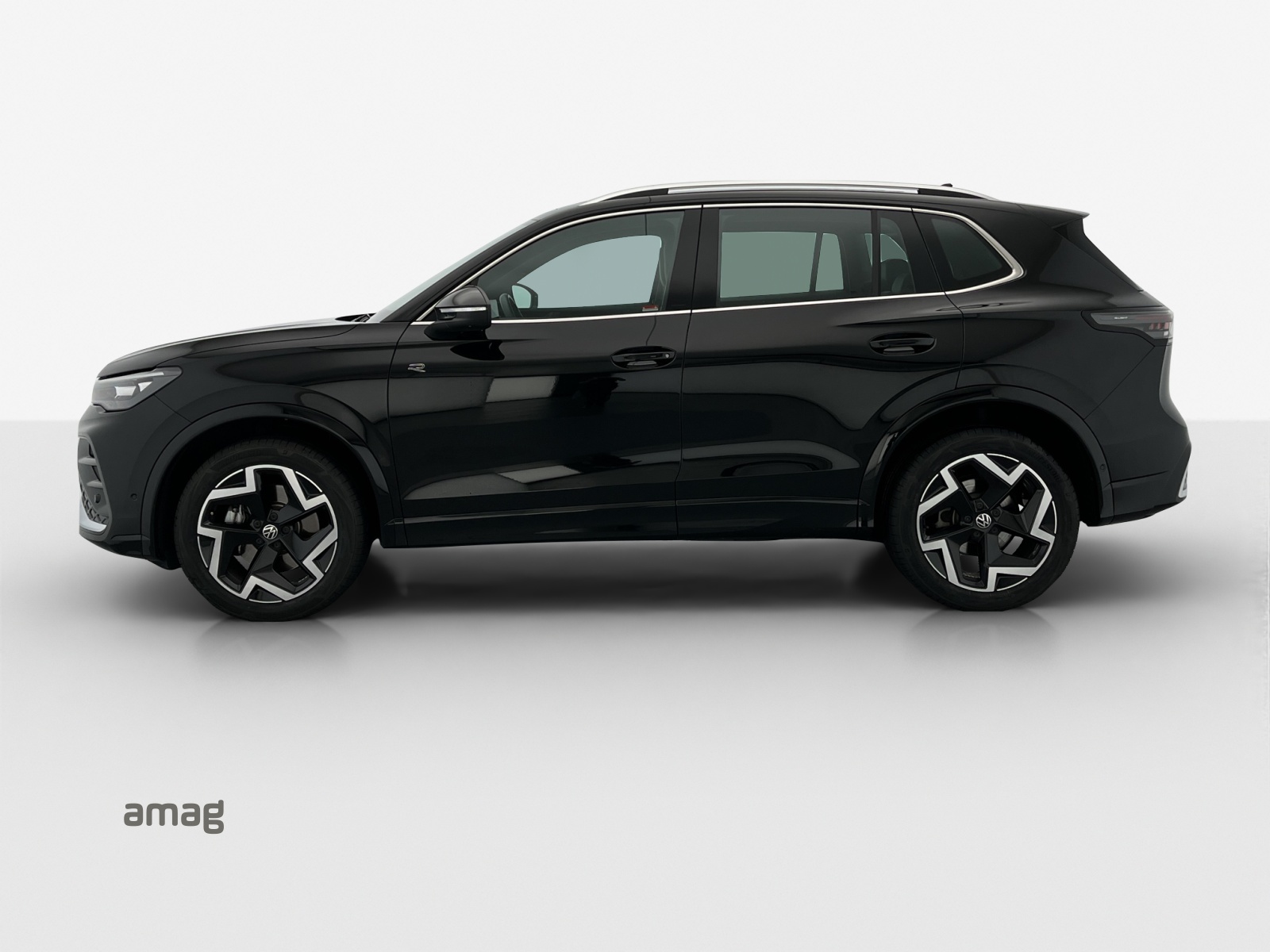 VW Tiguan 2.0 TSI DSG R-Line 4Motion-image-1