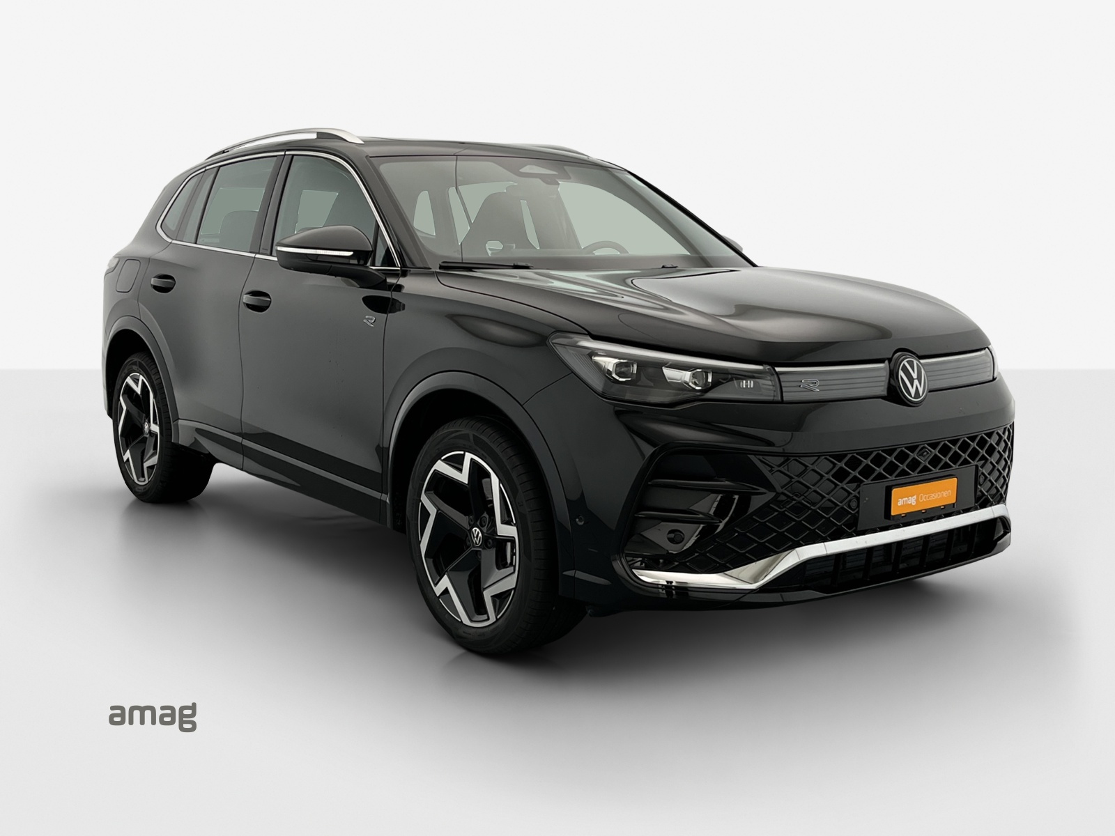 VW Tiguan 2.0 TSI DSG R-Line 4Motion-image-5