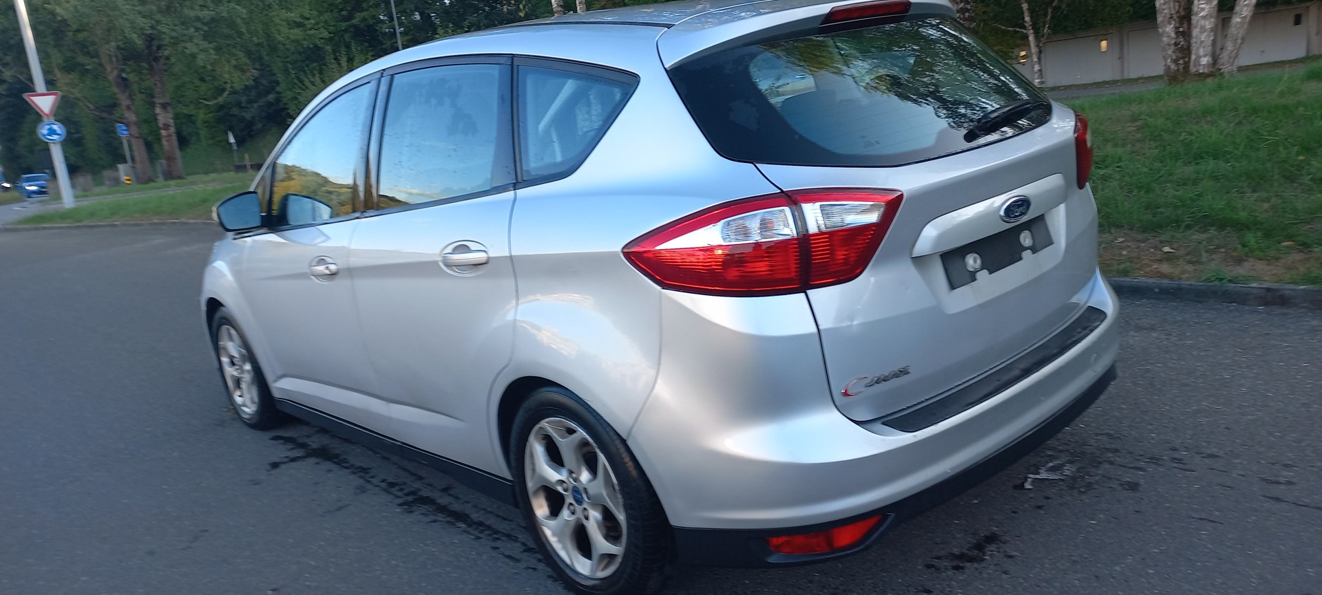 FORD C-Max 2.0 TDCi Carving PowerShift-image-6