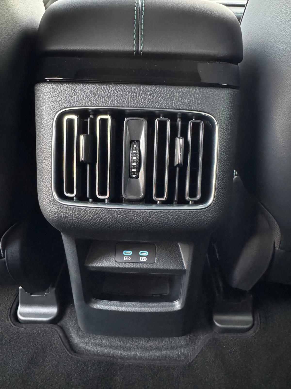 BYD Seal U DM-i Design AWD-image-13