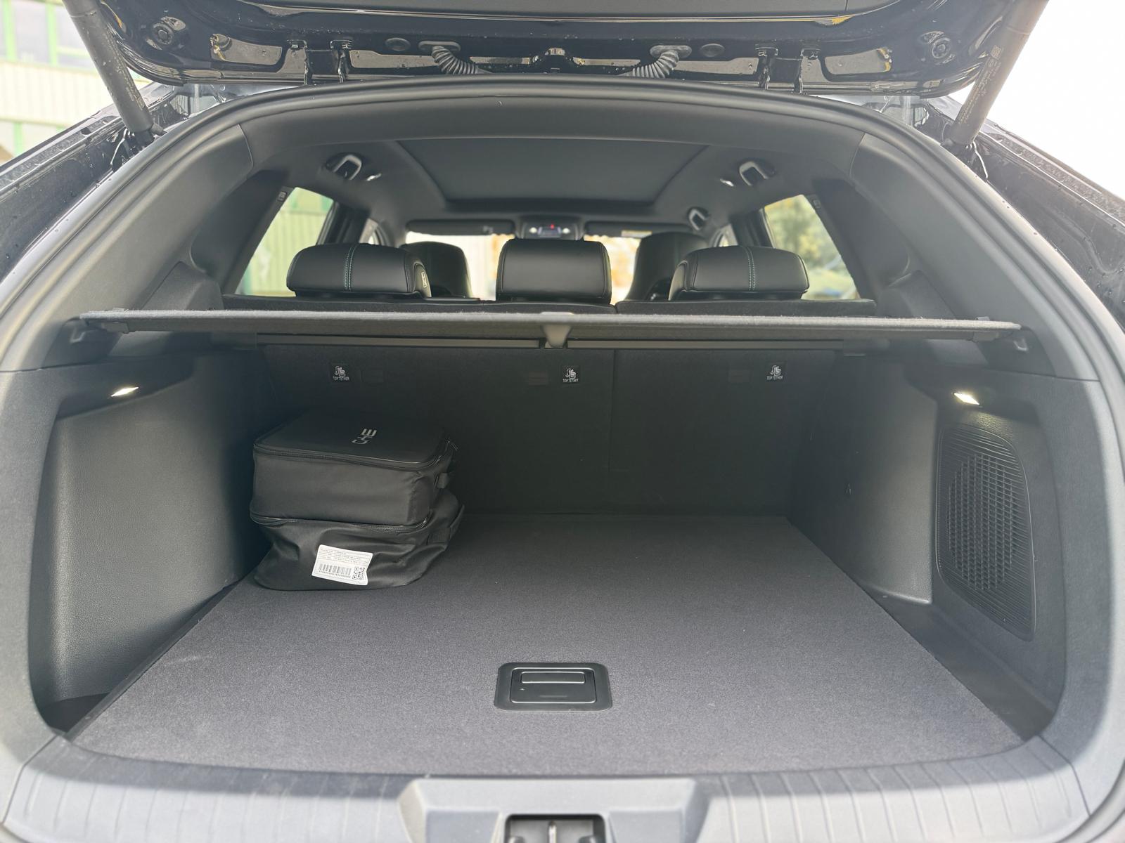 BYD Seal U DM-i Design AWD-image-17