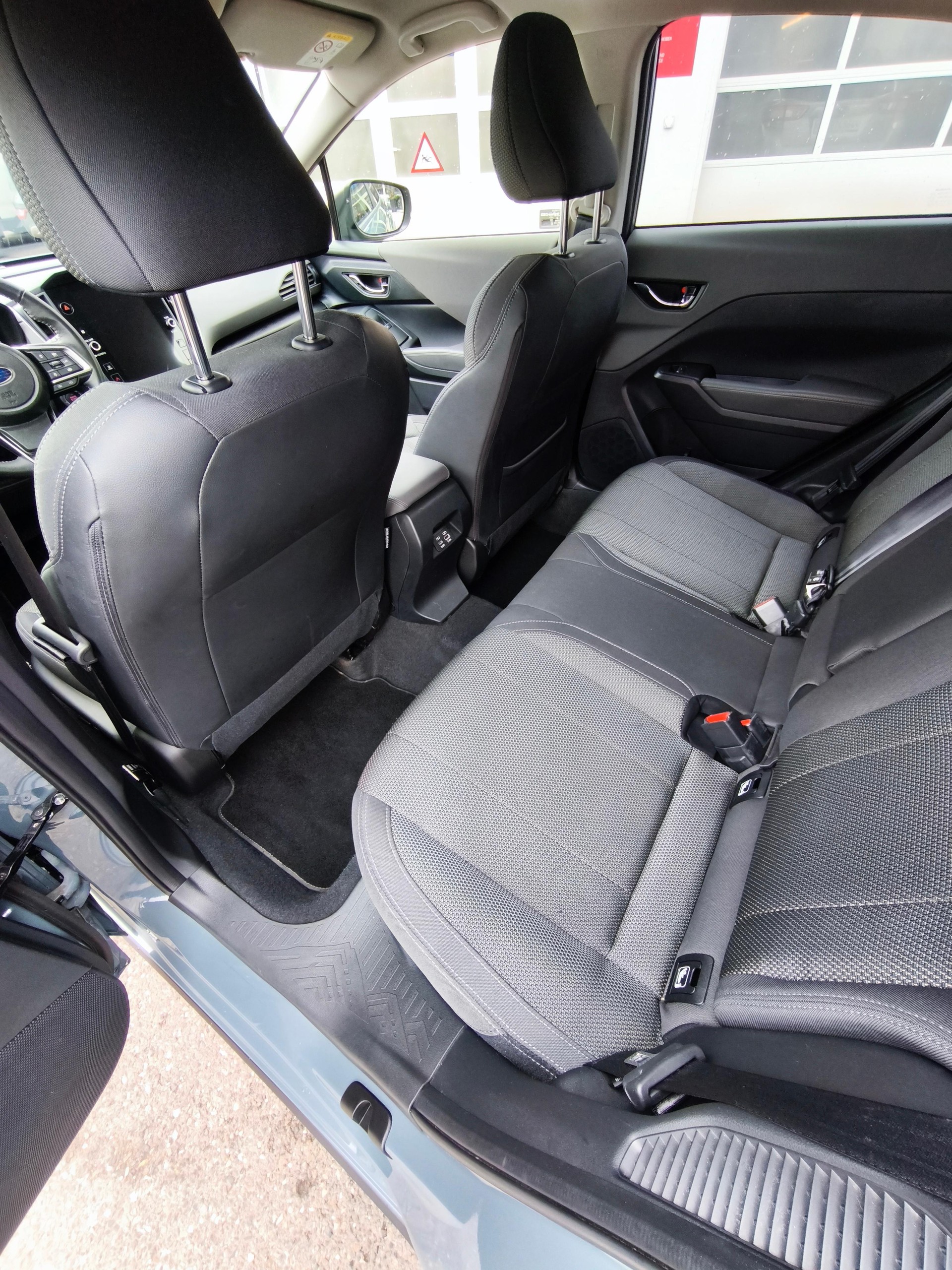 SUBARU Crosstrek 2.0i e-Boxer Swiss Plus-image-14