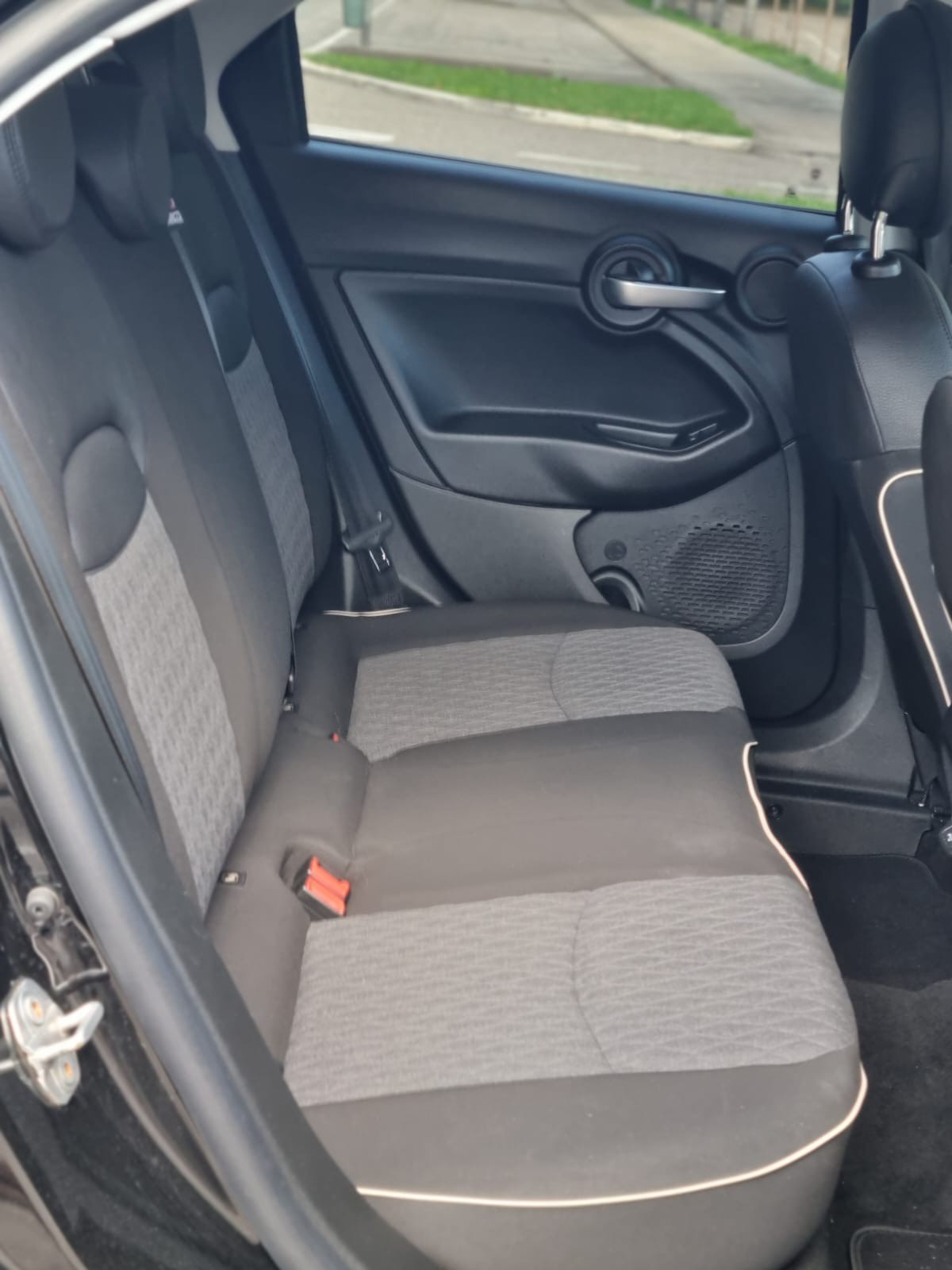 FIAT 500X 1.3 GSE City Cross-image-4
