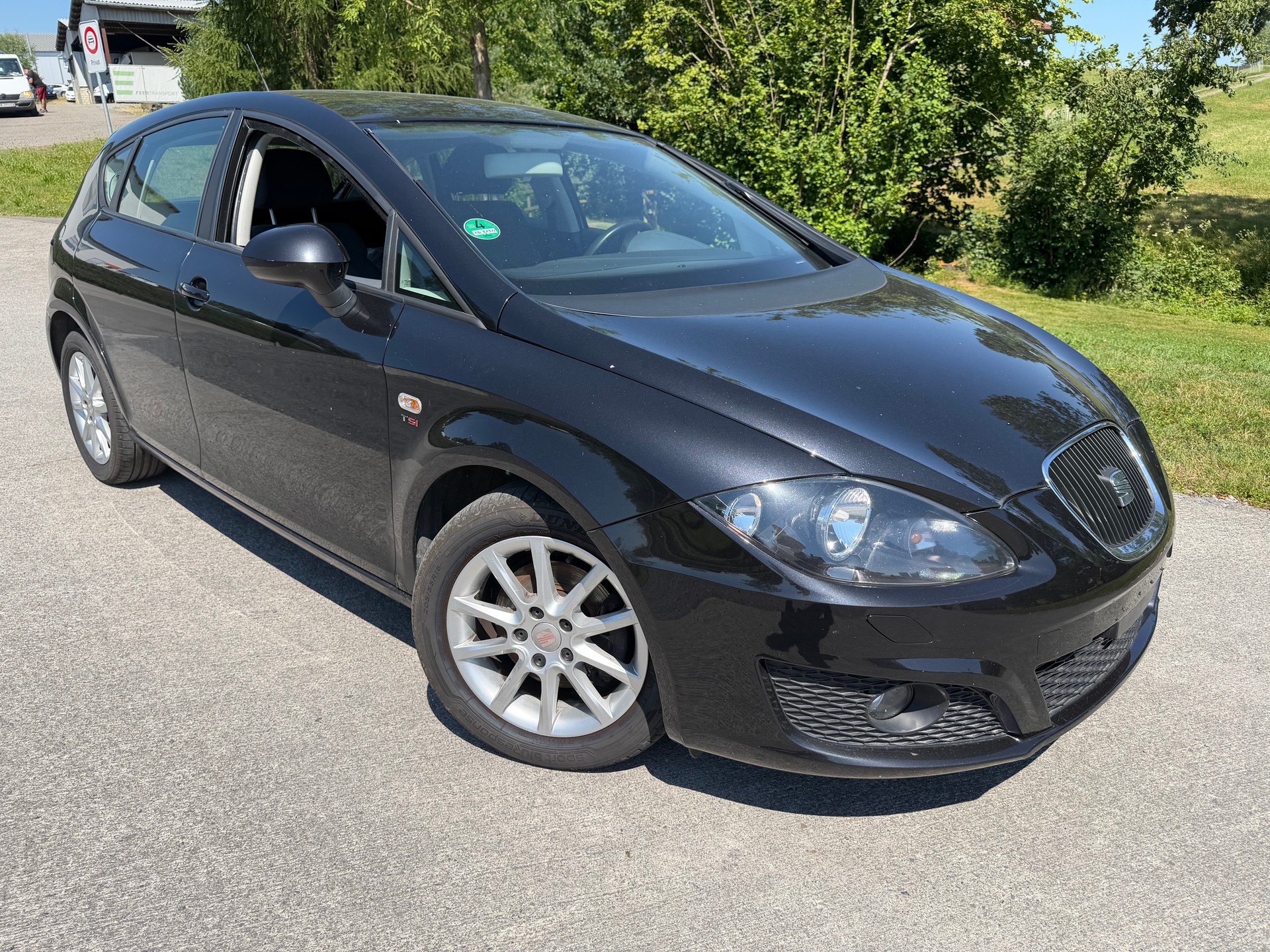 SEAT Leon 1.8 TSI Style-image-1