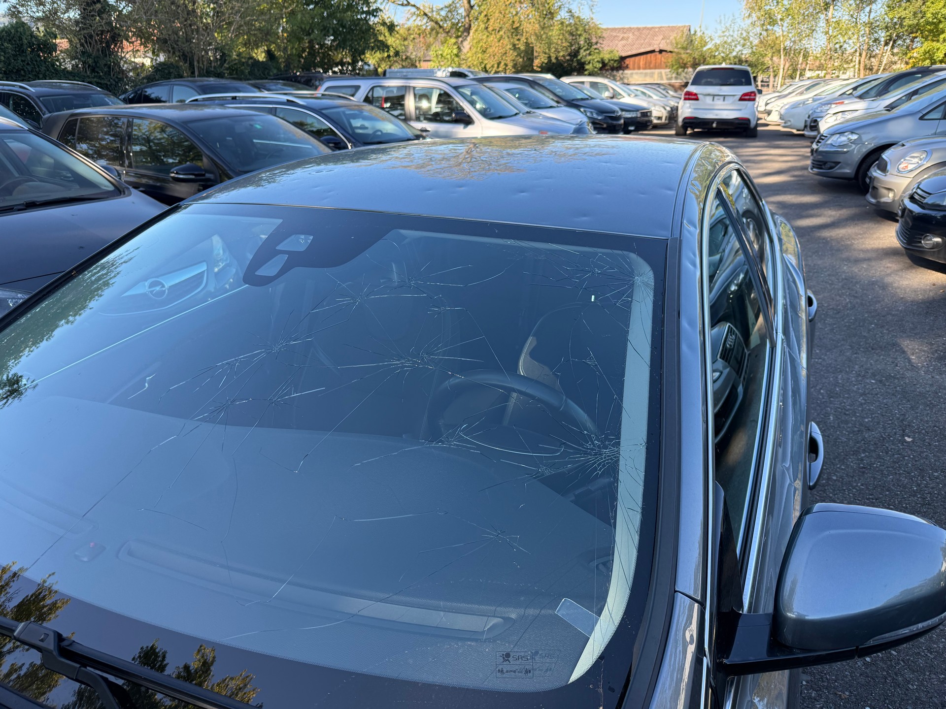 VOLVO V40 D3 Momentum Geartronic-image-3
