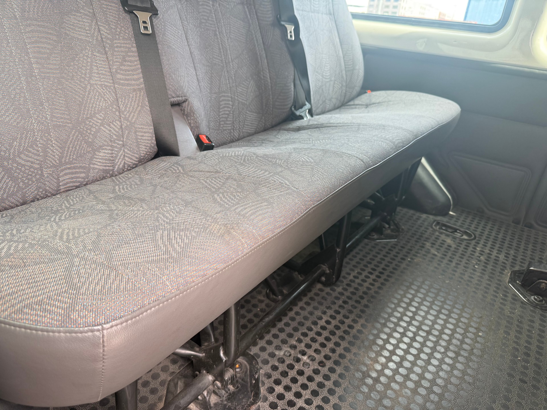 FORD Transit benzine 300 9 places-image-7