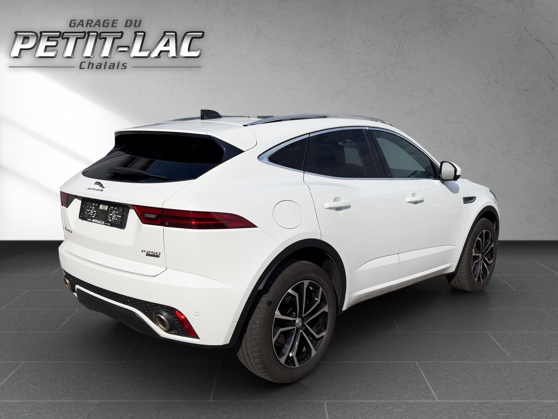 JAGUAR E-Pace 2.0 P250 HSE AWD Automatik-image-5