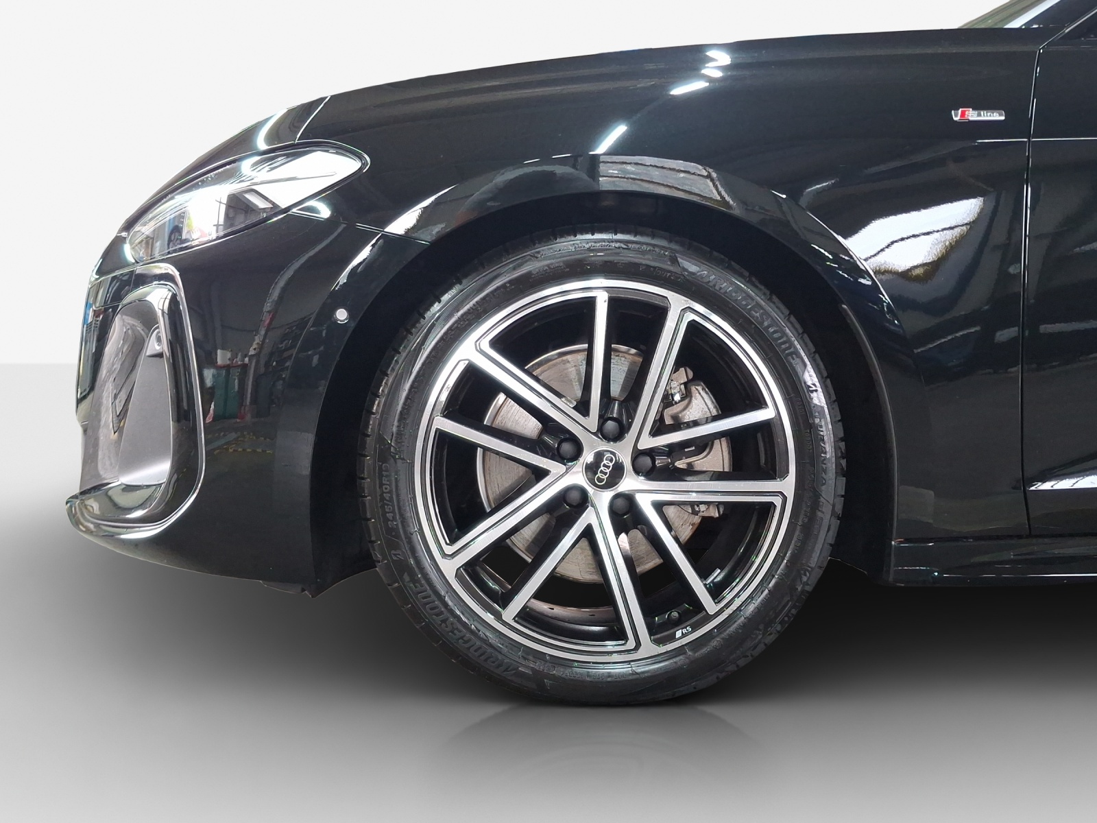 AUDI A5 Avant TDI quattro 150 kW S tronic-image-14
