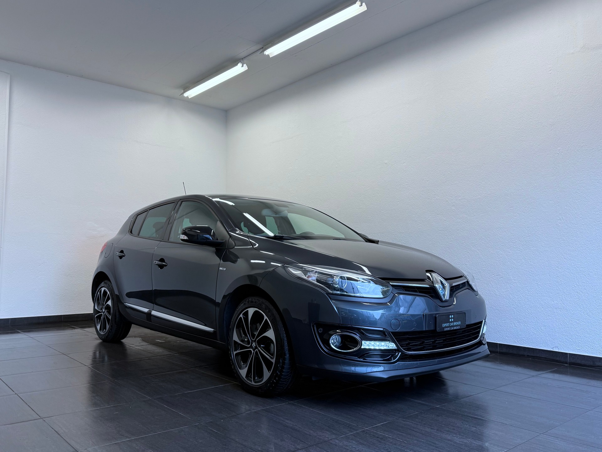 RENAULT Mégane 1.2 16V Turbo Bose EDC-image-1