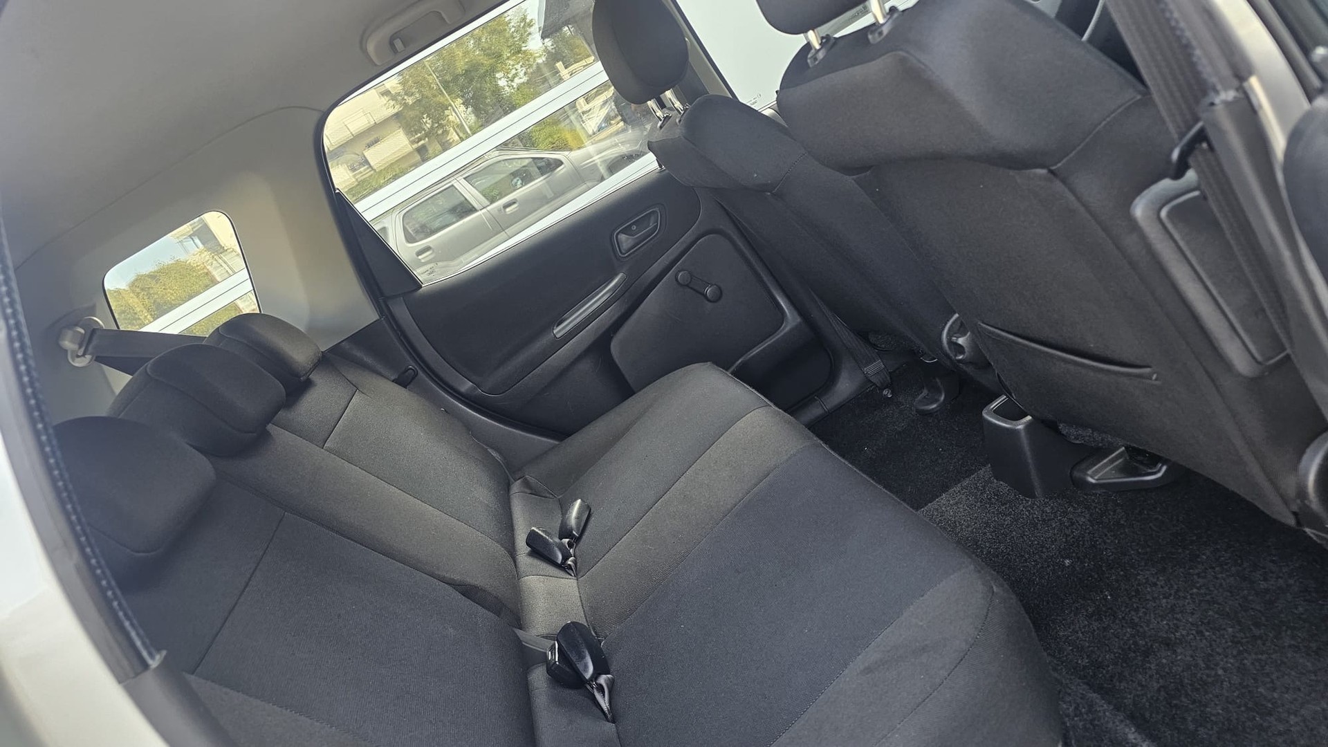 SUZUKI Ignis 1.5 16V GL Top 4x4-image-10