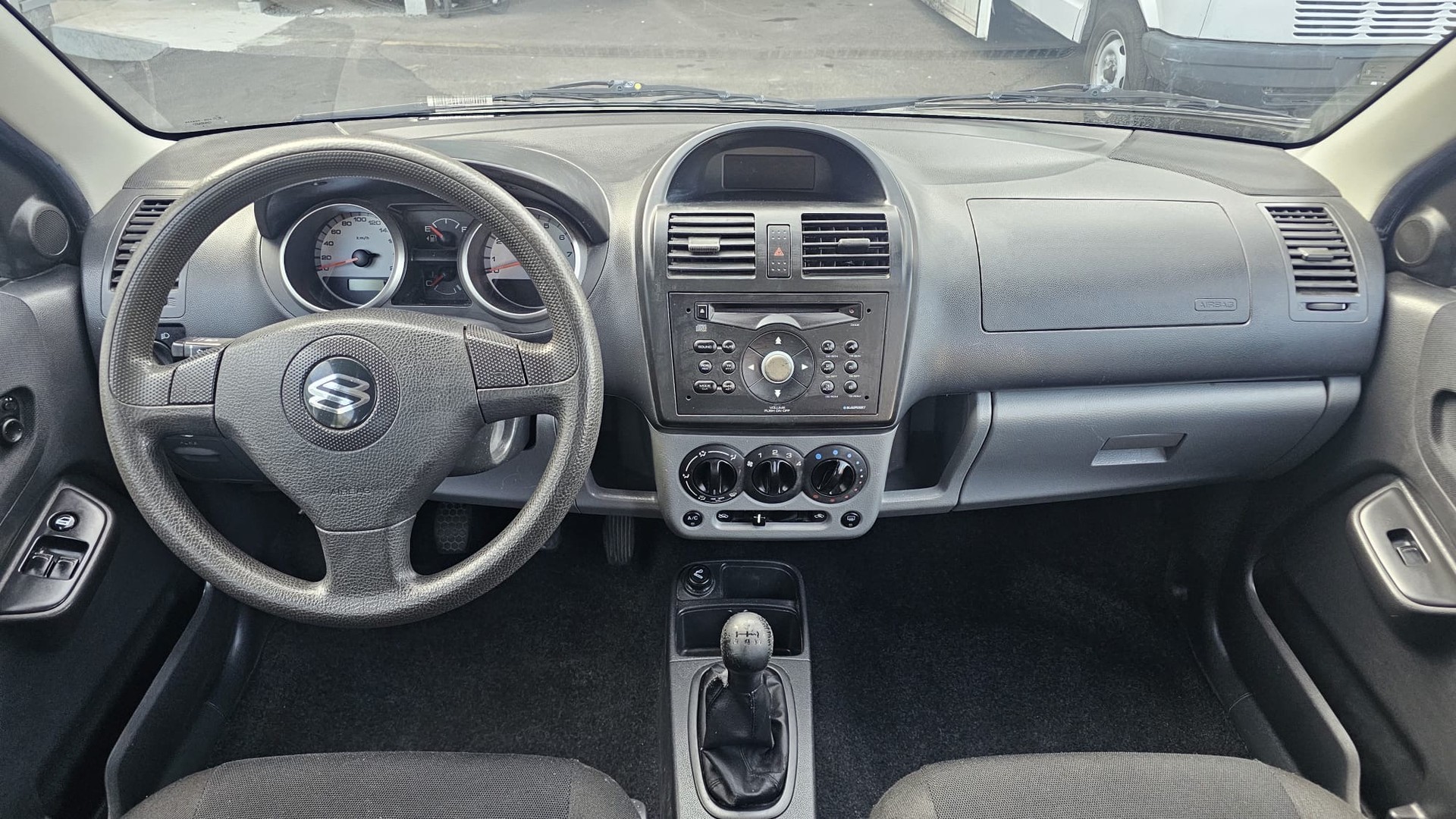 SUZUKI Ignis 1.5 16V GL Top 4x4-image-12