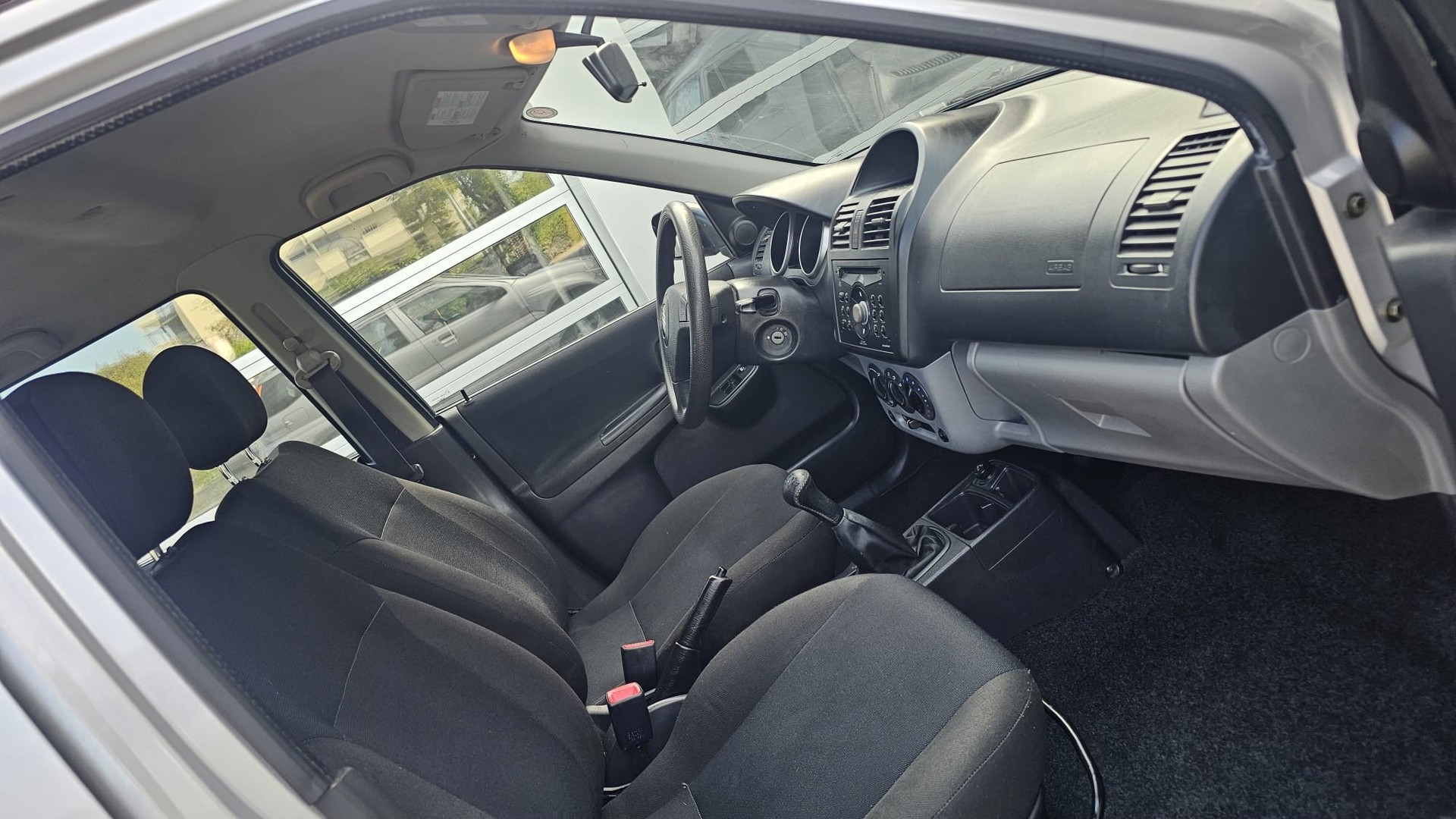SUZUKI Ignis 1.5 16V GL Top 4x4-image-9